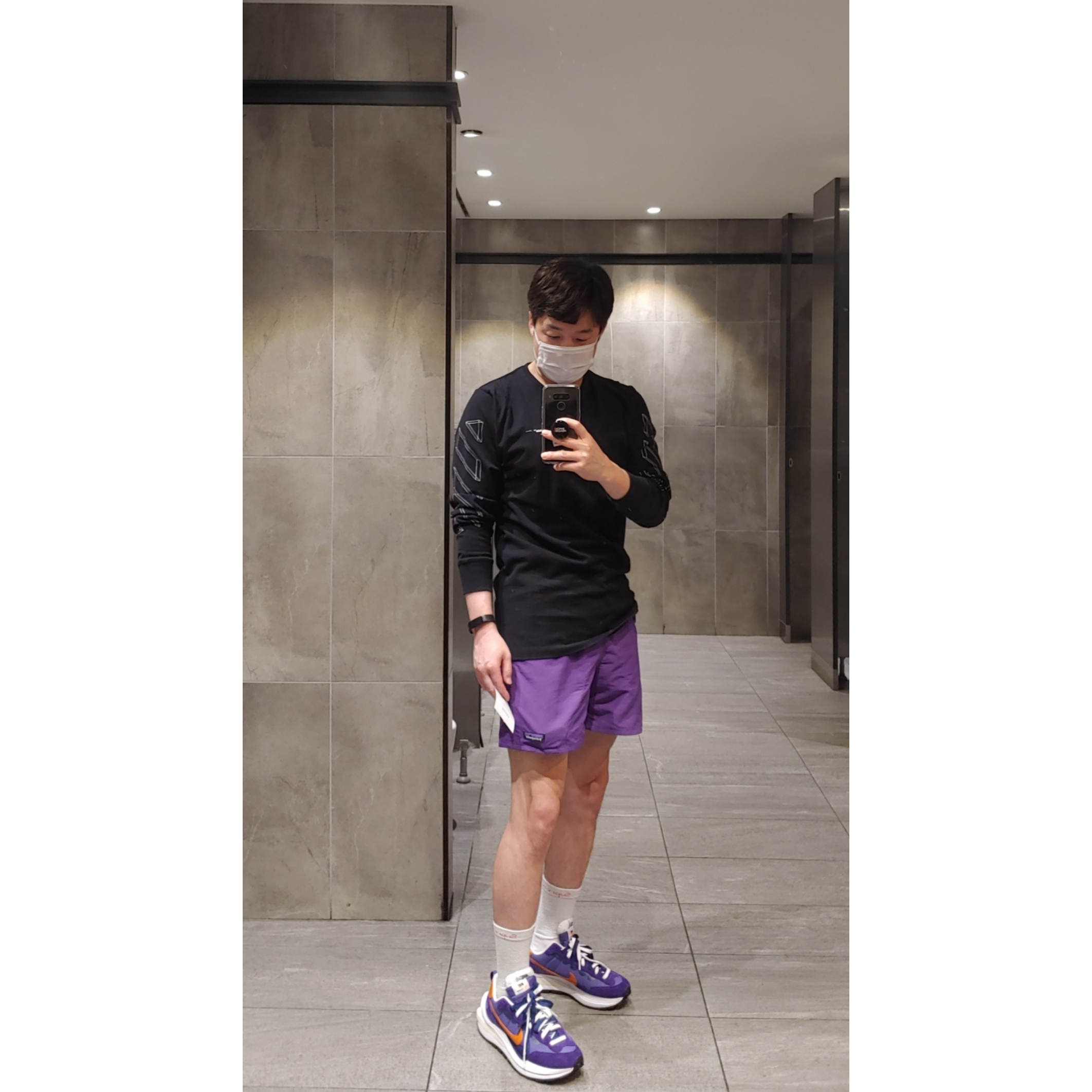 Nike x Sacai VaporWaffle Dark Iris, Supreme Hanes Crew Socks White (4 Pack) 착용 스타일