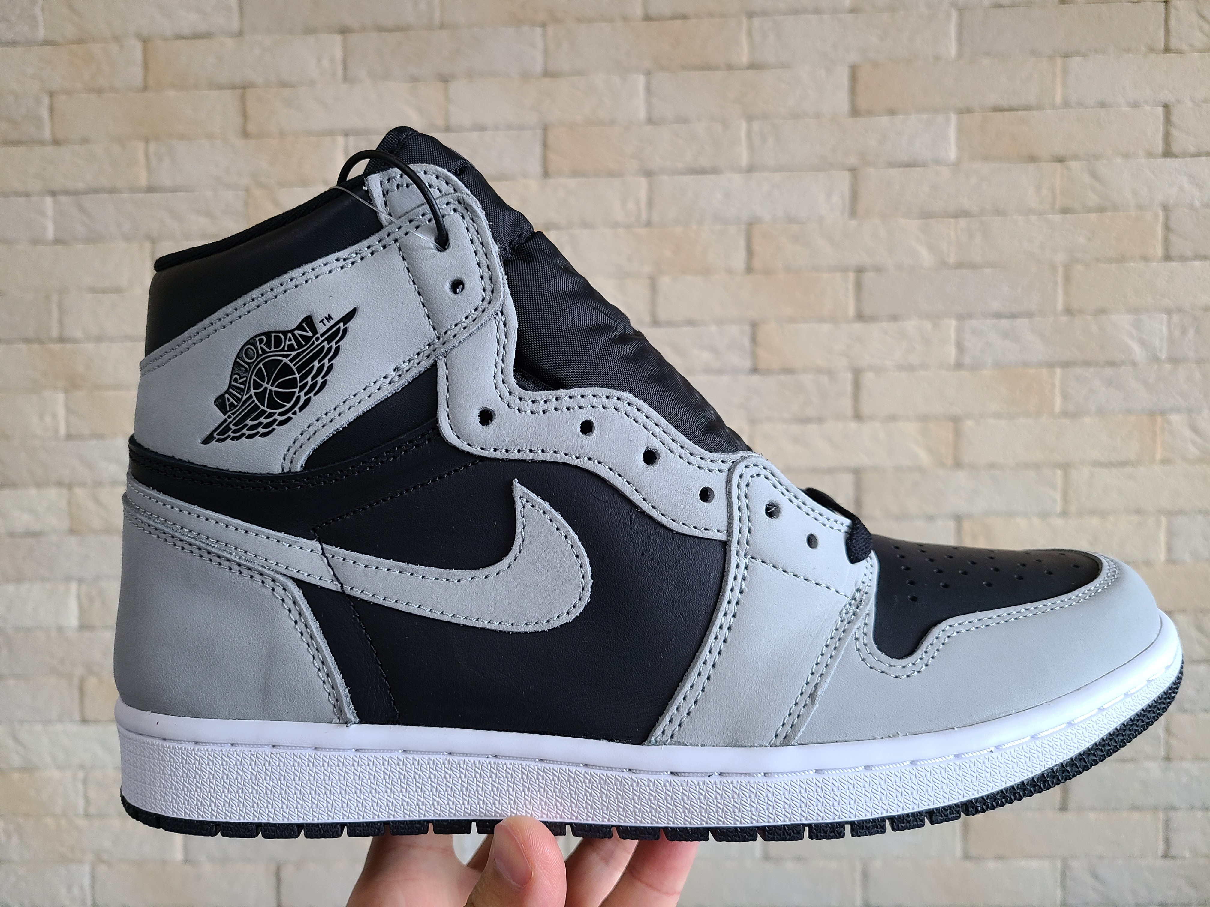 Jordan 1 Retro High OG Shadow 2.0 착용 스타일 - 2