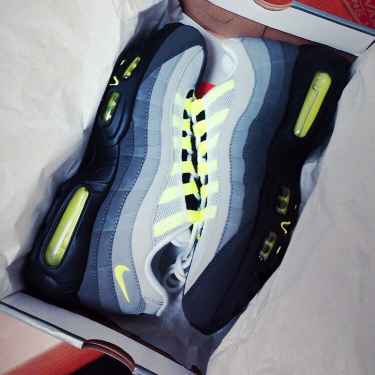 Nike Air Max 95 OG Neon 2015 착용 스타일