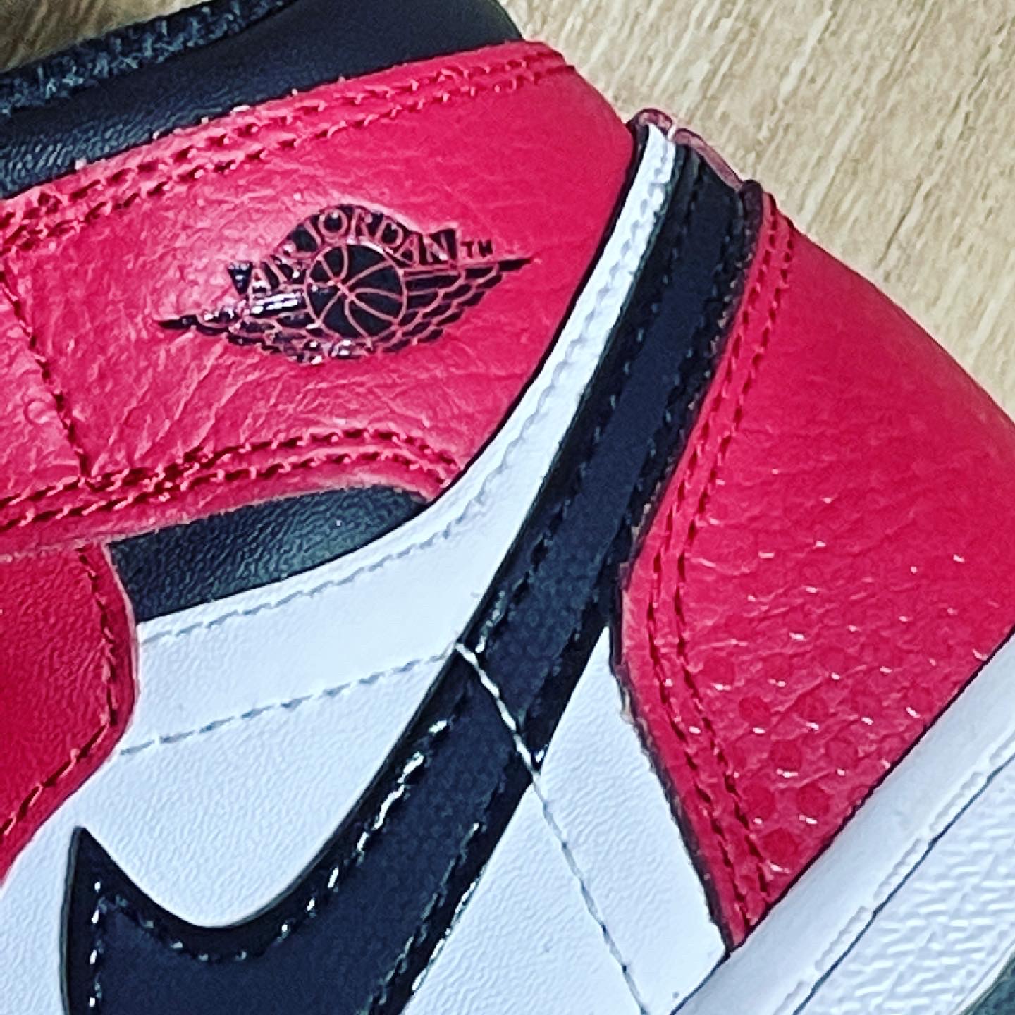 (TD) Jordan 1 Retro High Spider-Man Origin Story 착용 스타일 - 4