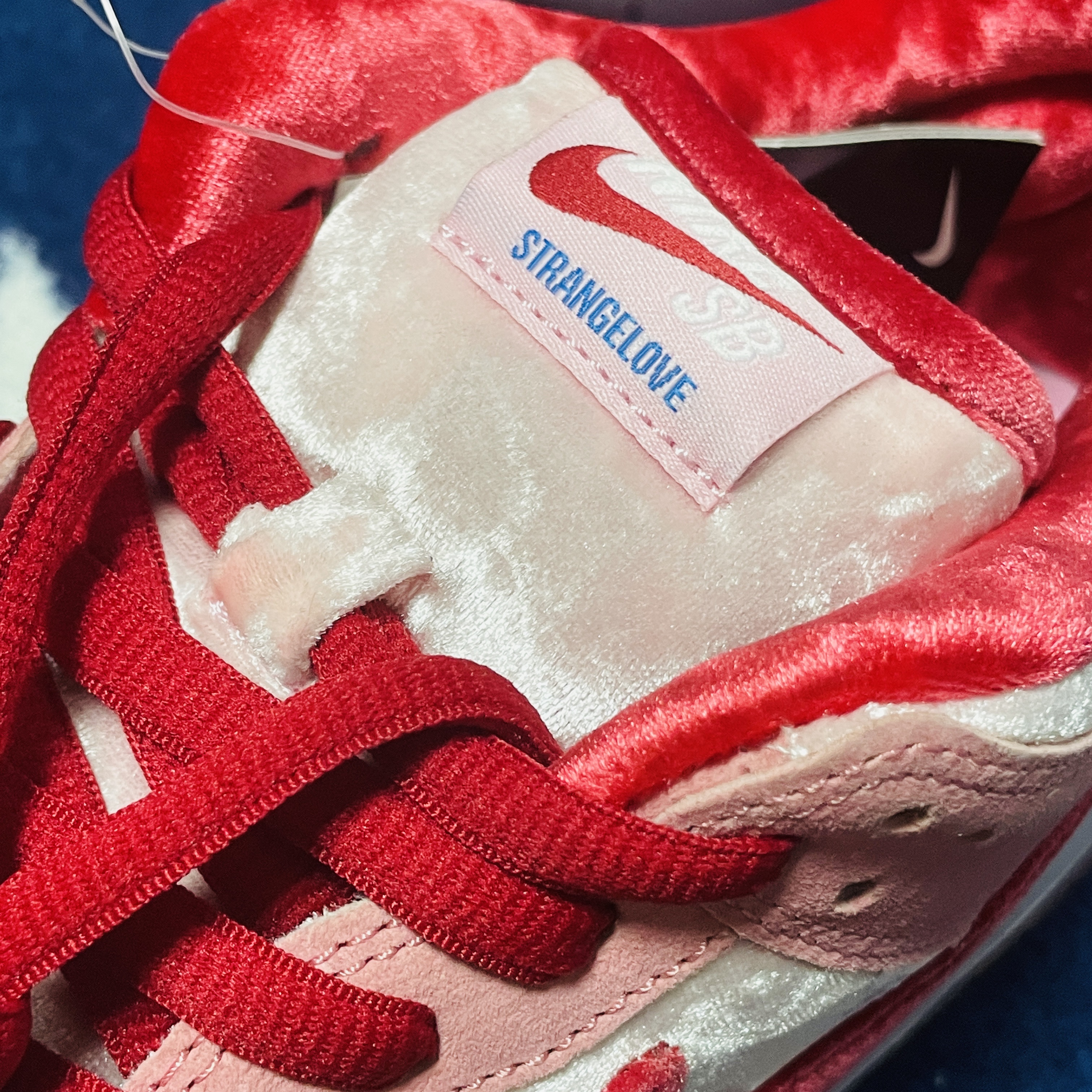 Nike x StrangeLove SB Dunk Low Pink (Regular Box) 착용 스타일 - 4