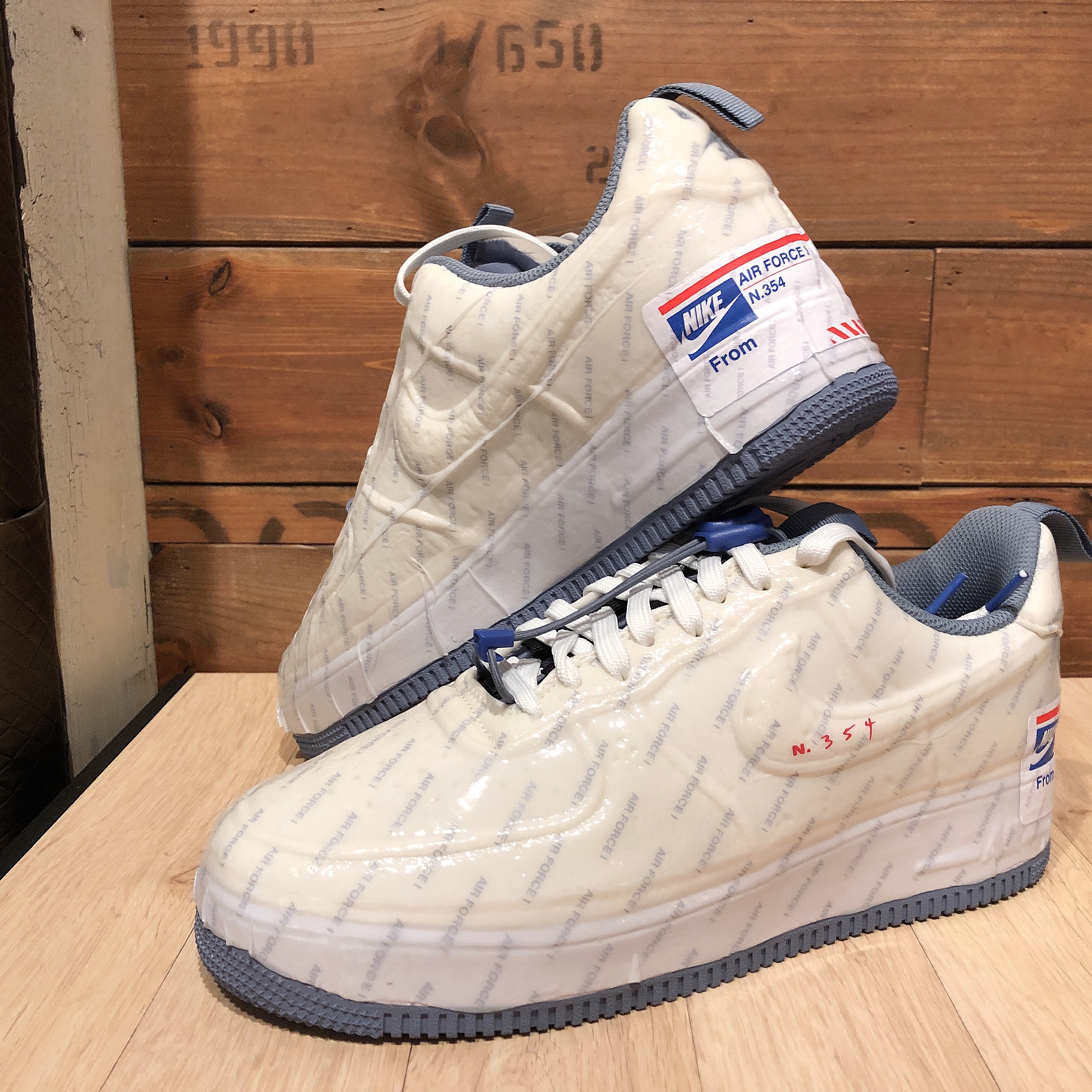 Nike Air Force 1 Low Experimental Postal Ghost 착용 스타일 - 1