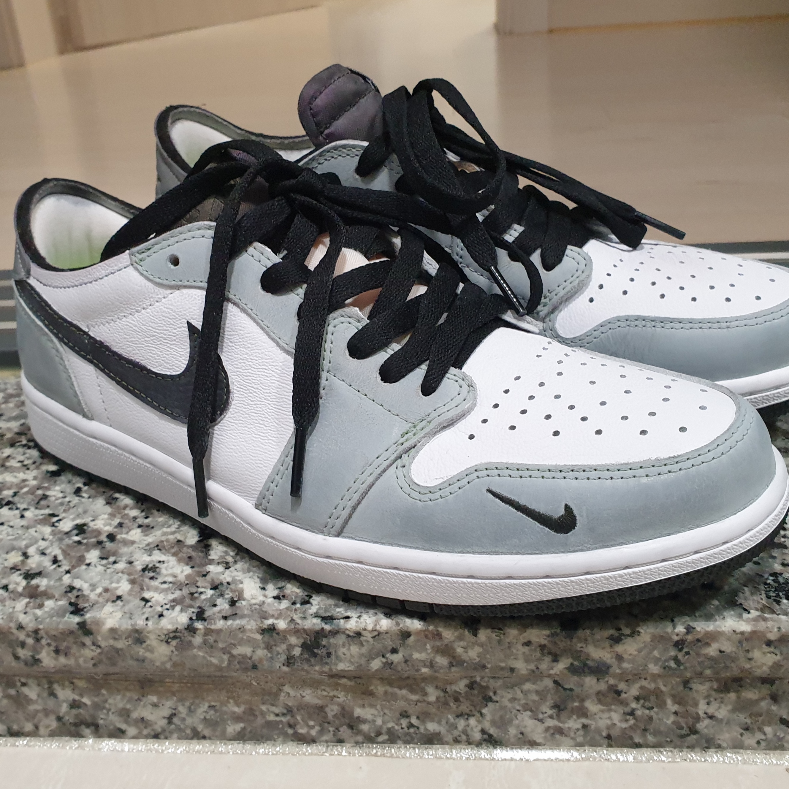Jordan 1 Low OG Ghost Green 착용 스타일