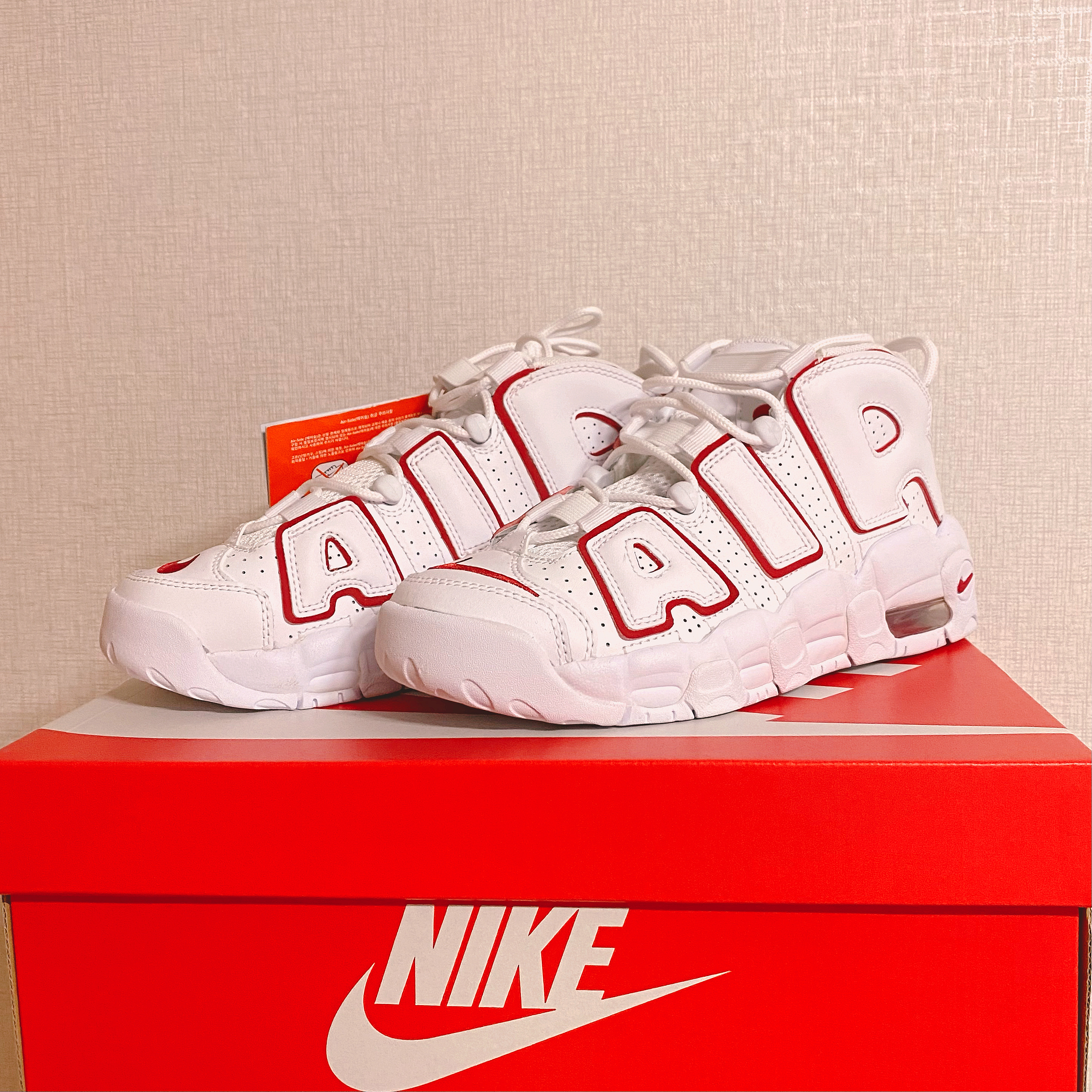 (GS) Nike Air More Uptempo White Varsity Red 2021 착용 스타일 - 2