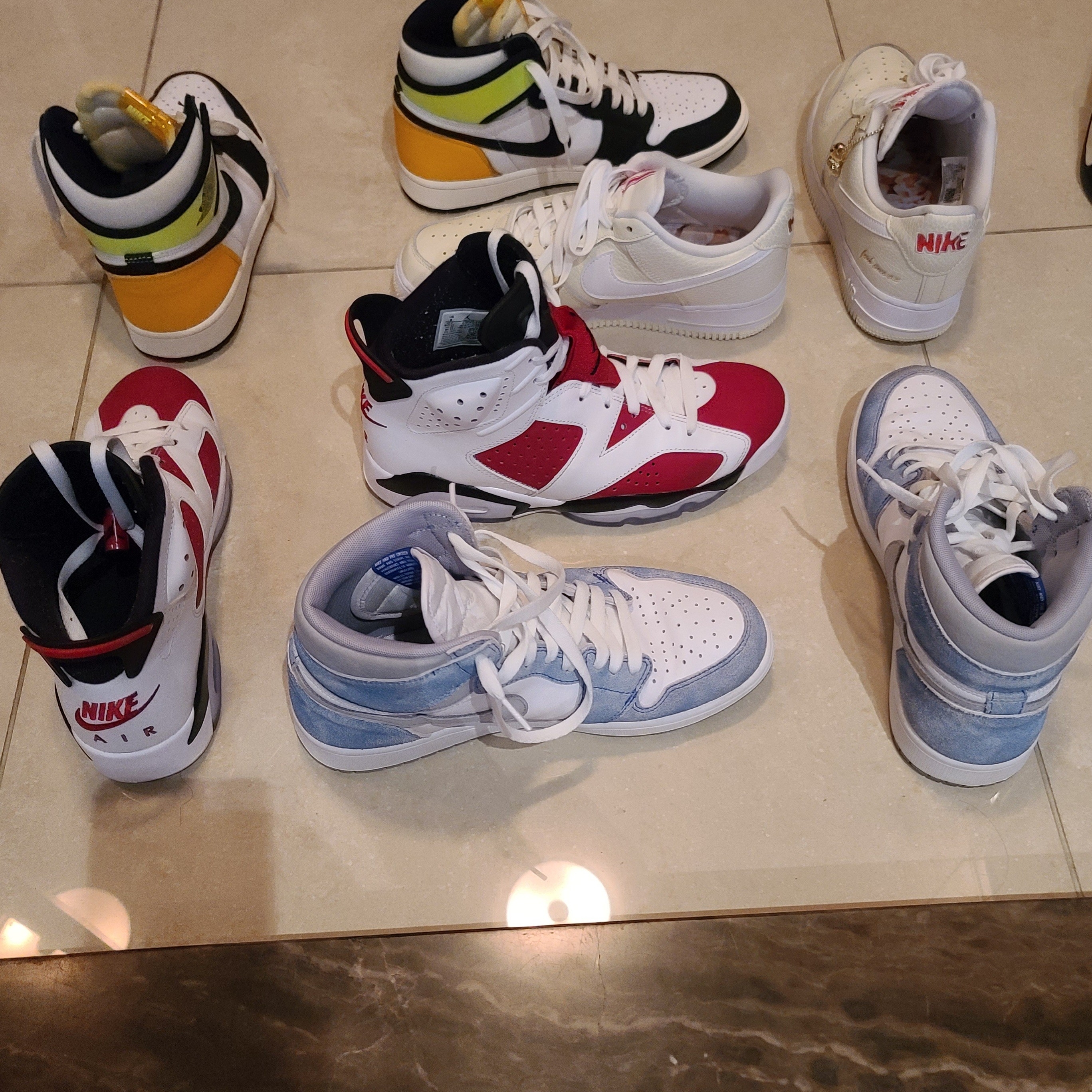 Jordan 1 Retro High OG Hyper Royal, Jordan 6 Retro Carmine 2021 착용 스타일