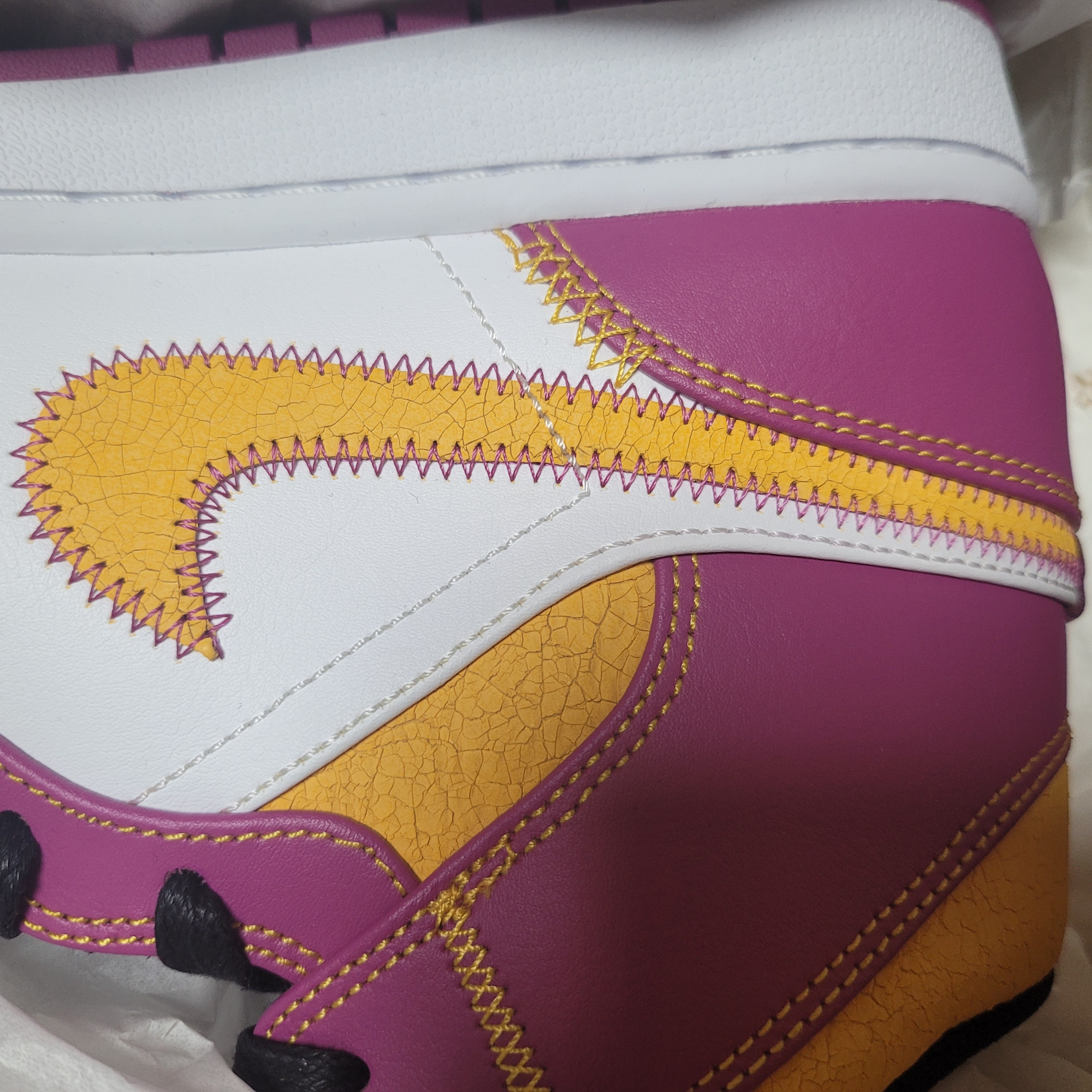 Jordan 1 Mid DOD Familia 착용 스타일 - 5
