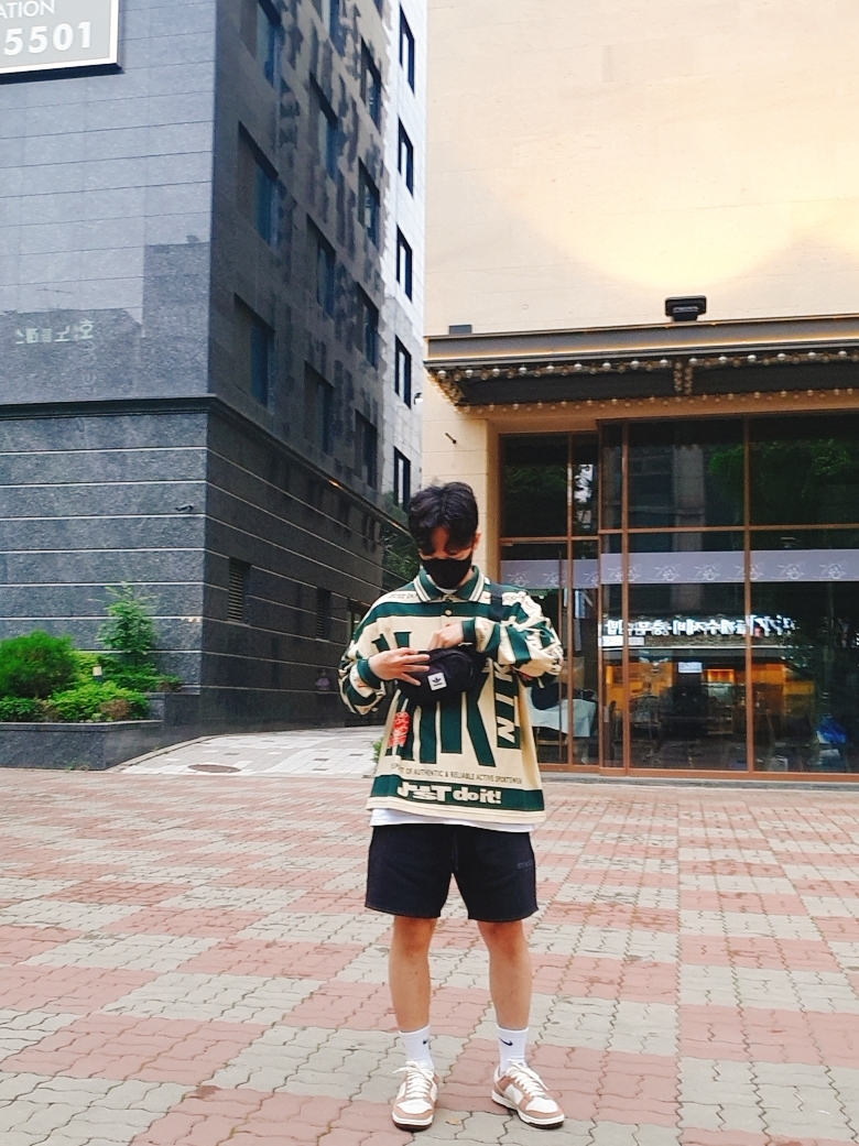 Nike x Cactus Plant Flea Market Long Sleeve Polo Natural - US/EU, Nike x Cactus Plant Flea Market Long Sleeve Polo Natural - Asia 착용 스타일