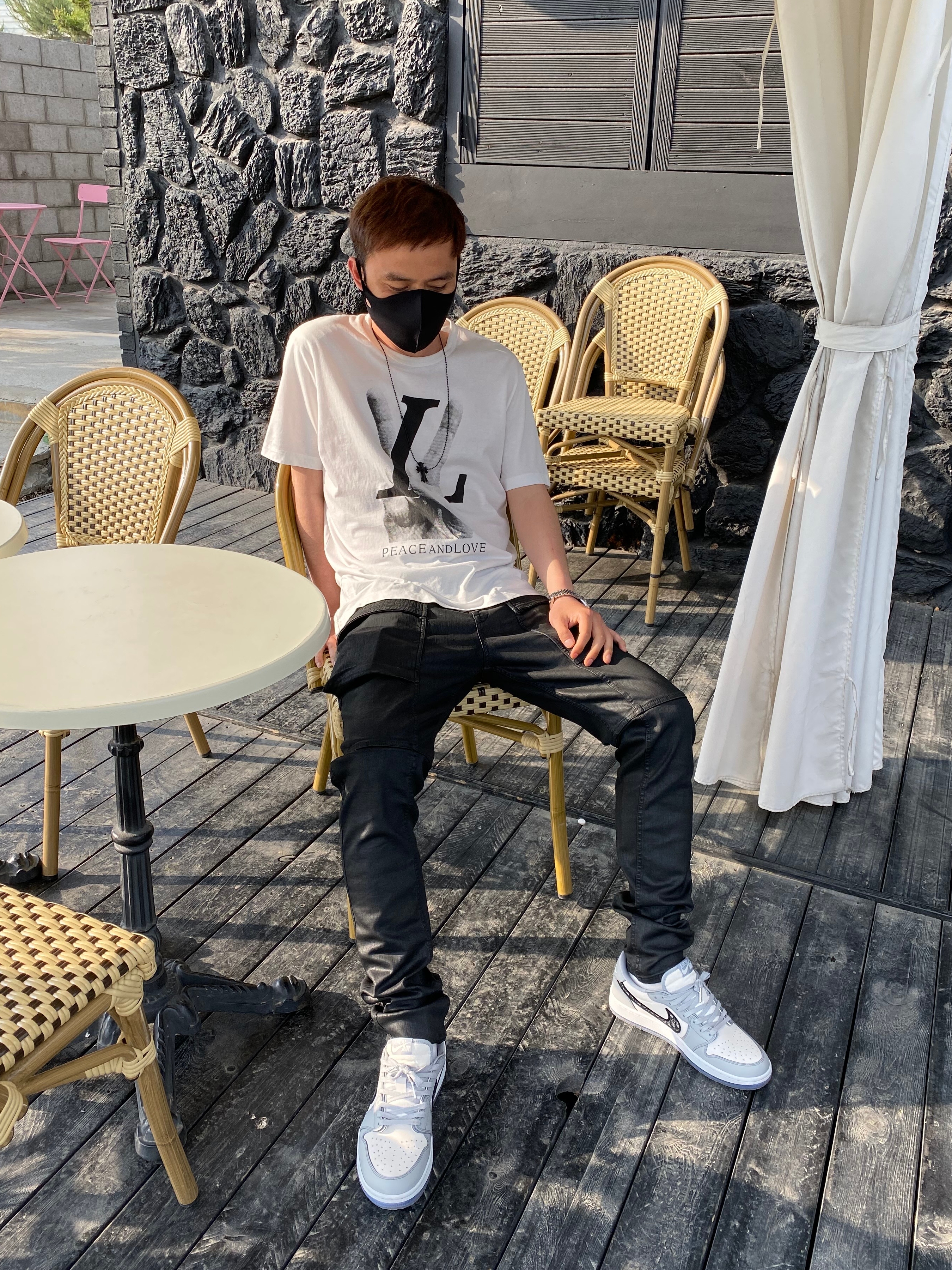 Jordan 1 x Dior Low OG 착용 스타일