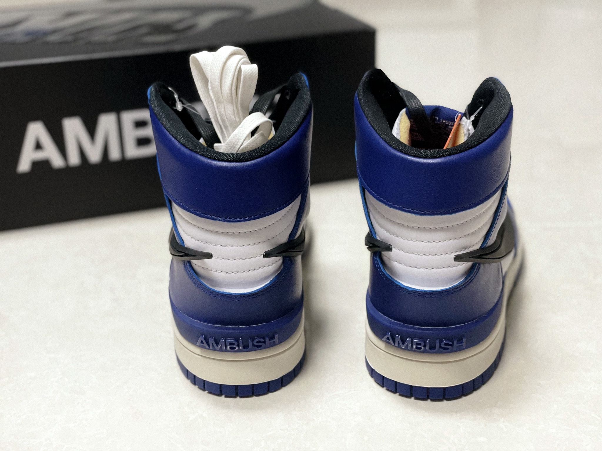 Nike x Ambush Dunk High Deep Royal Blue 착용 스타일 - 3