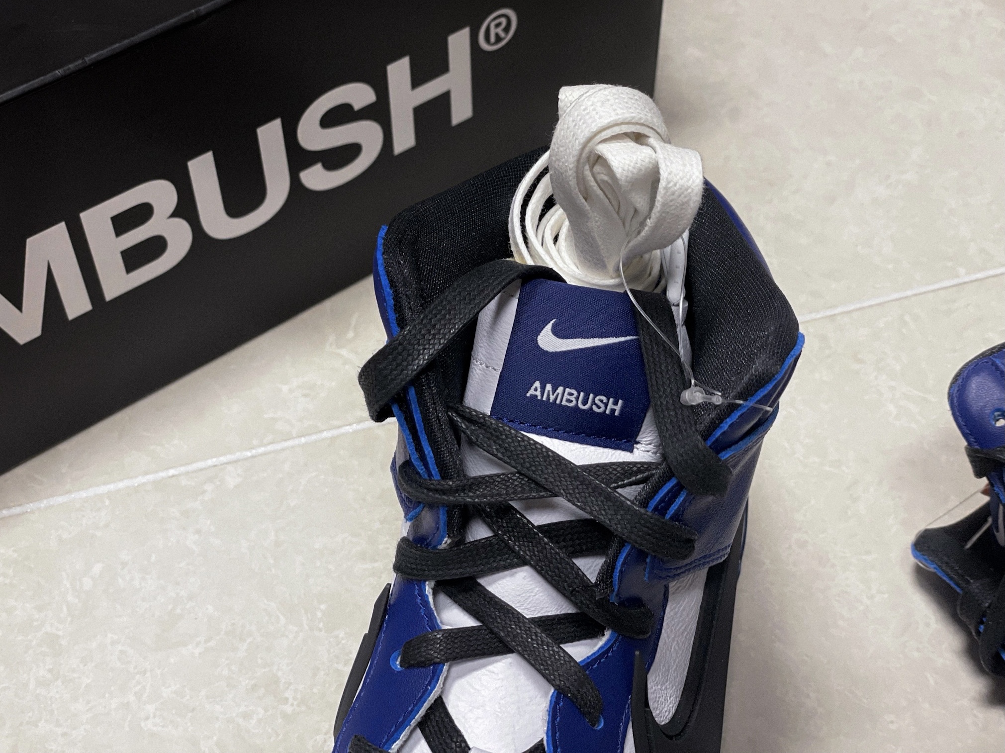 Nike x Ambush Dunk High Deep Royal Blue 착용 스타일 - 2