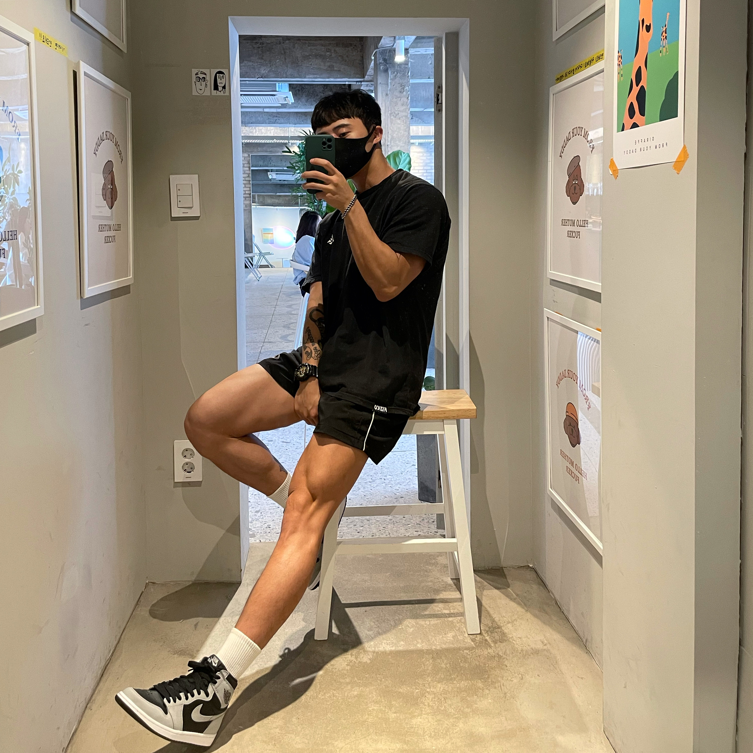 Jordan 1 Retro High OG Shadow 2.0 착용 스타일