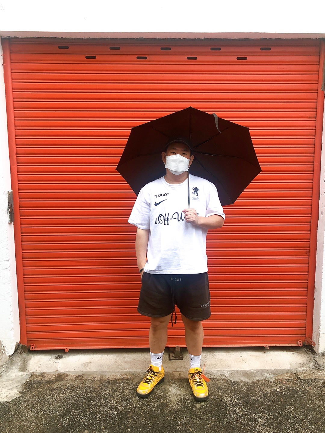 Nike x Off-White Air Rubber Dunk University Gold, Essentials Sweatshorts Black - 21SS 착용 스타일