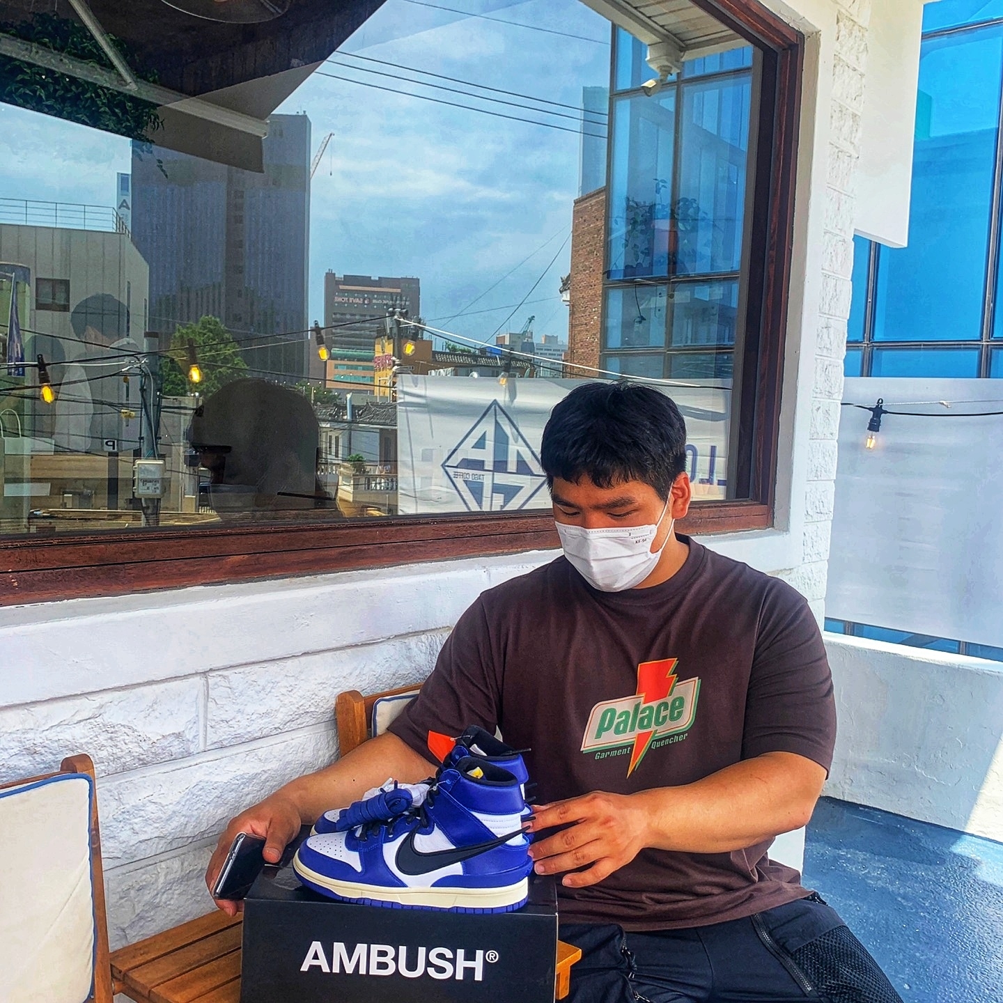 Palace Sugar T-Shirt Brown - 21SS, Nike x Ambush Dunk High Deep Royal Blue 착용 스타일