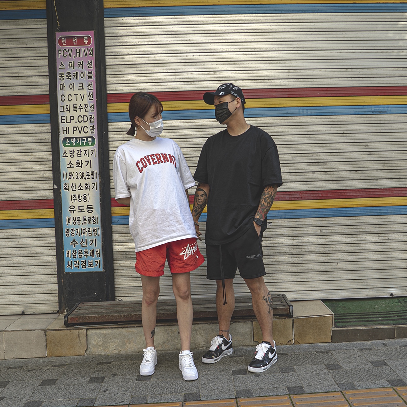 Nike x Stussy Water Shorts Habanero Red, (W) Nike Air Force 1 '07 Low White 착용 스타일 - 1