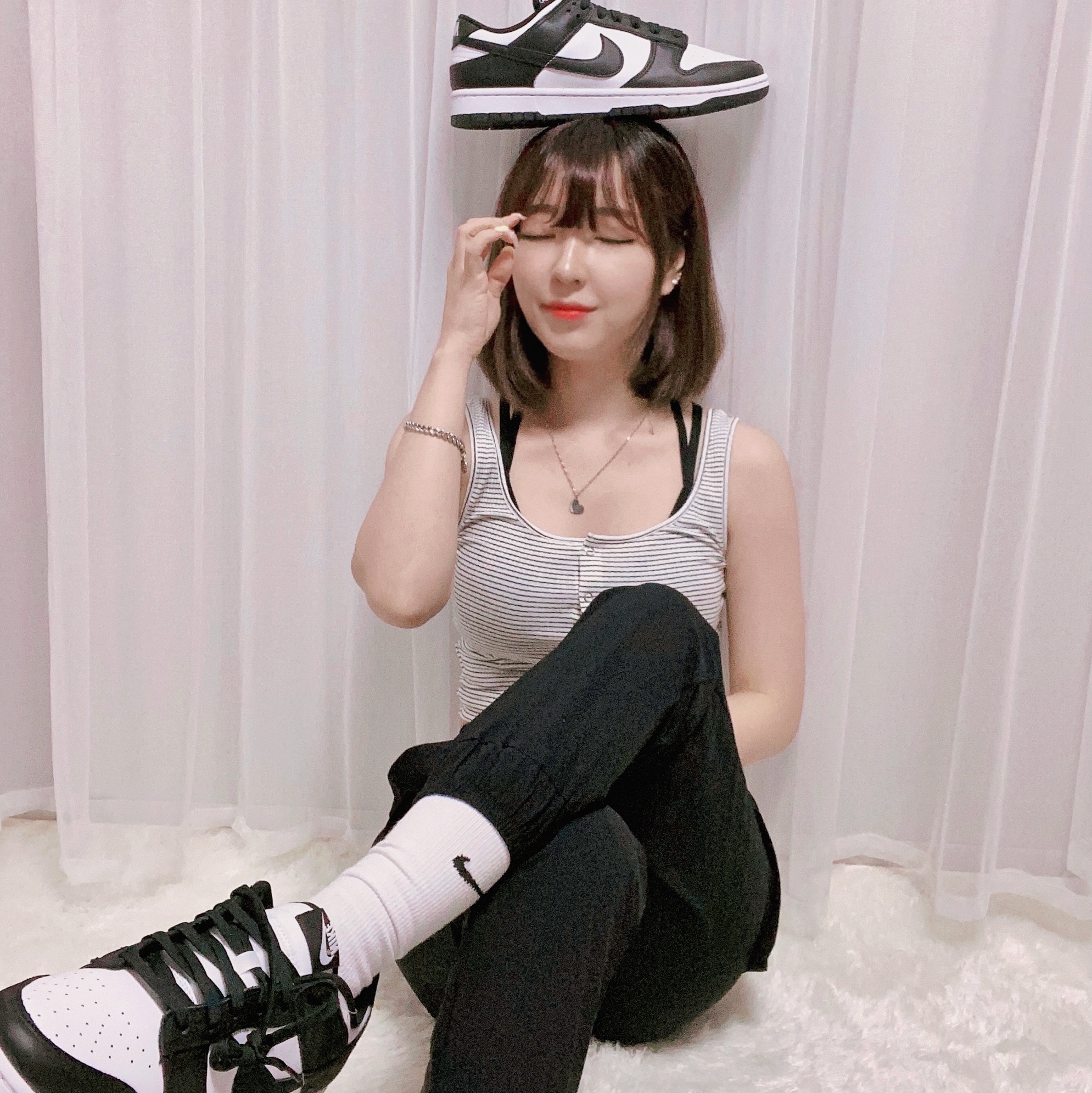 Nike Dunk Low Retro Black, (W) Nike Dunk Low Black 착용 스타일 - 1