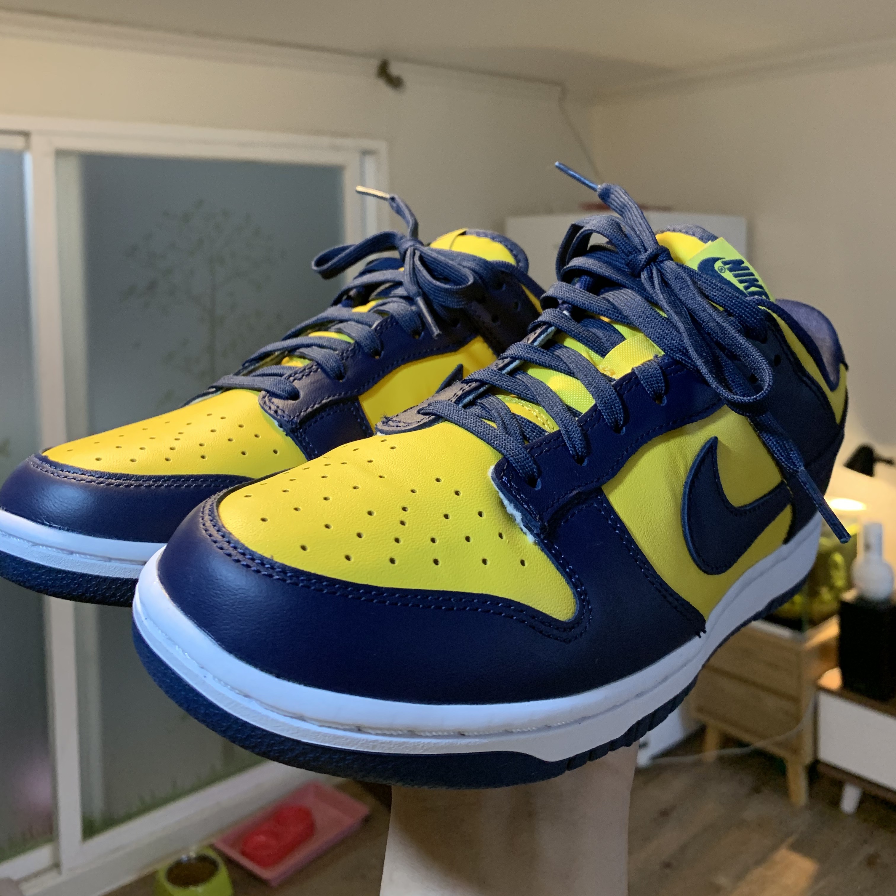 Nike Dunk Low Retro Varsity Maize 착용 스타일 - 2
