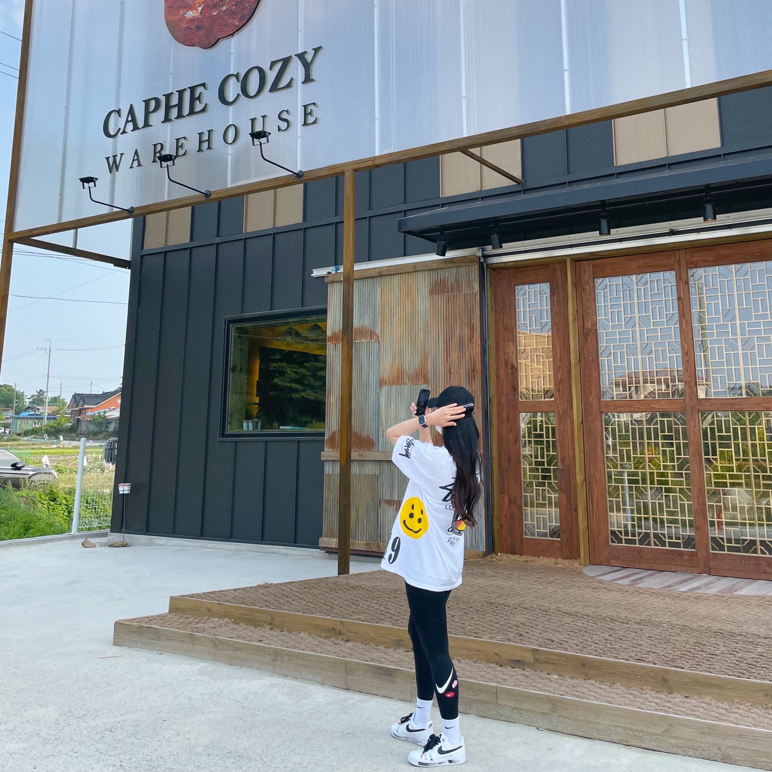 Stussy x Cactus Plant Flea Market USA 2019 T-Shirt White, Nike x Peaceminusone Air Force 1 Low Para-Noise 2.0 착용 스타일