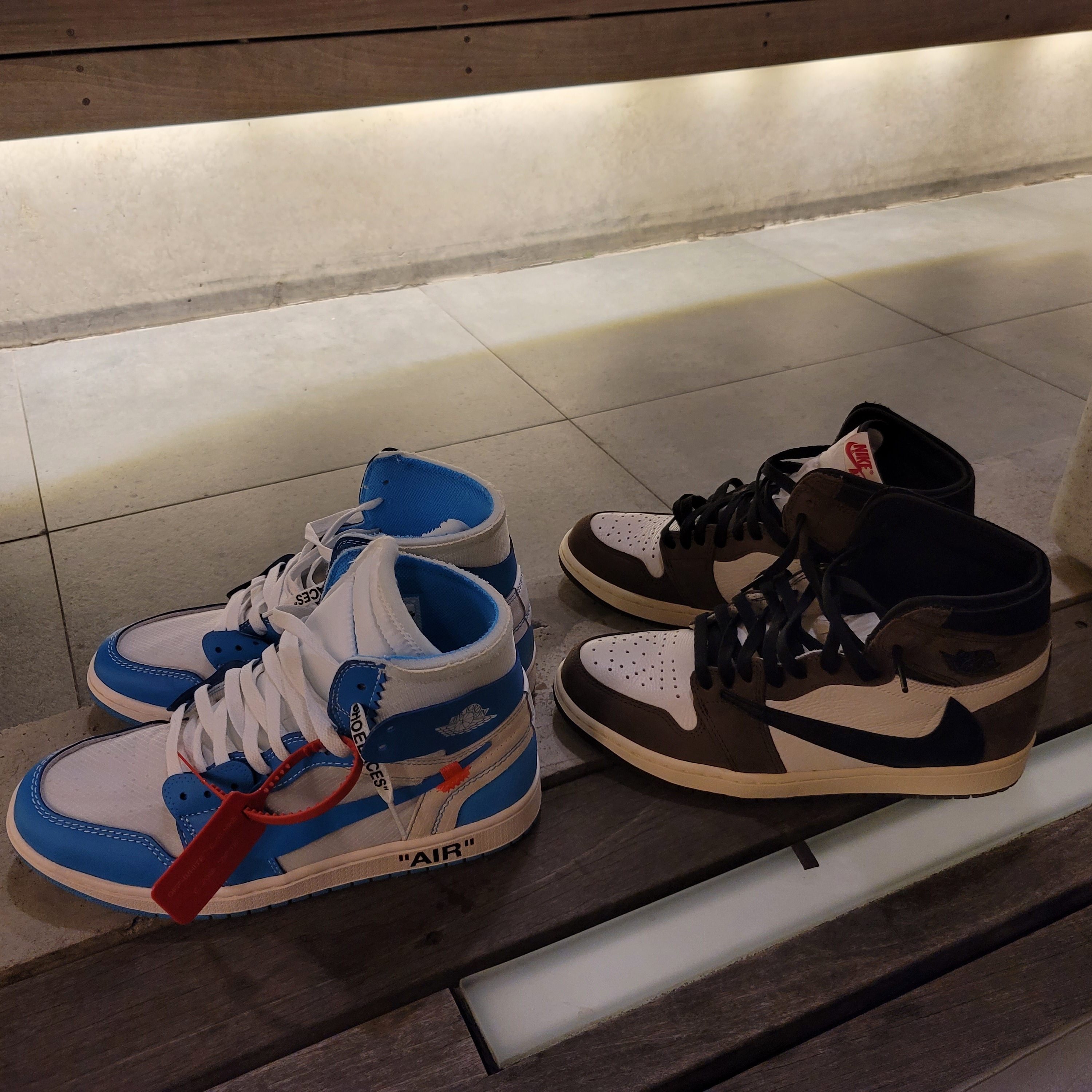 Jordan 1 x Travis Scott Retro High OG SP Mocha, Jordan 1 x Off-White Retro High University Blue 착용 스타일