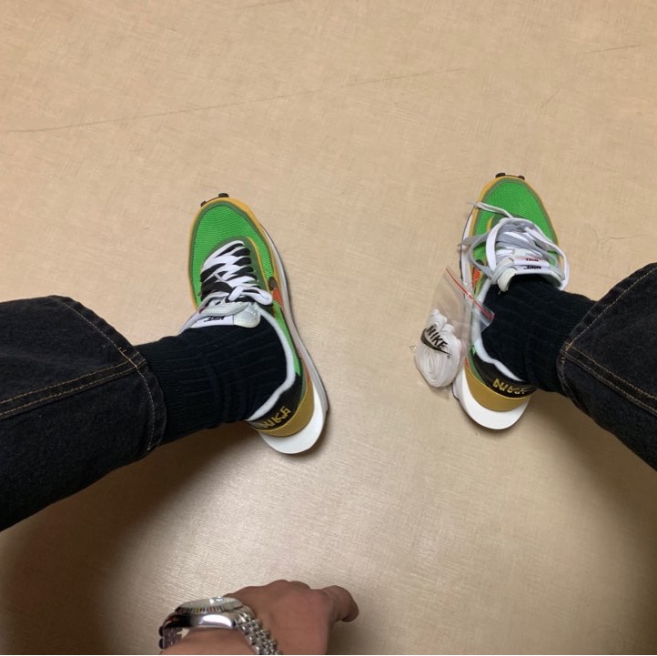 Nike x Sacai LDWaffle Green Multi 착용 스타일 - 1