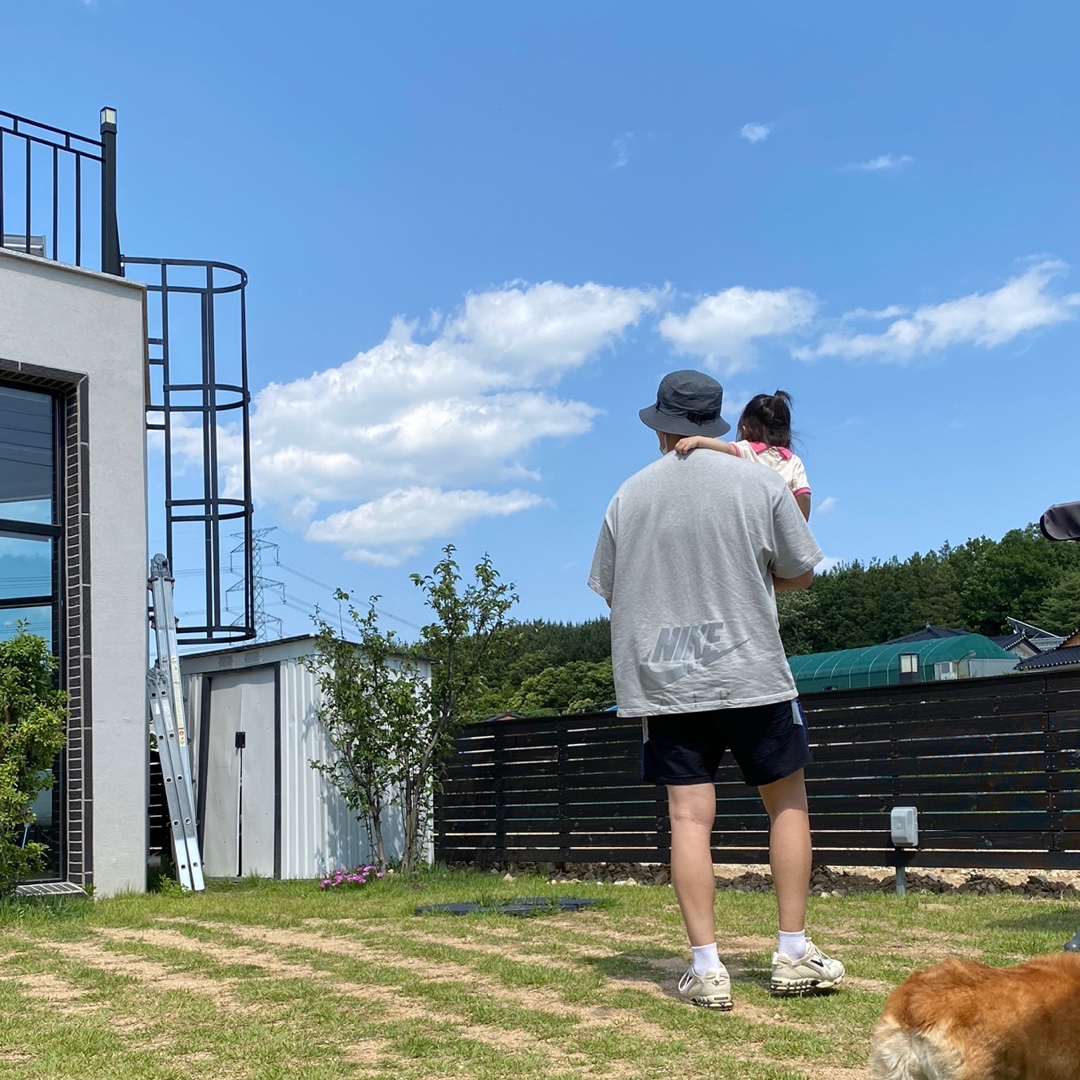 Nike x Kim Jones Oversized T-Shirt Grey Heather - Asia, Nike x Stussy Air Zoom Spiridon Cage 2 Fossil 착용 스타일 - 2