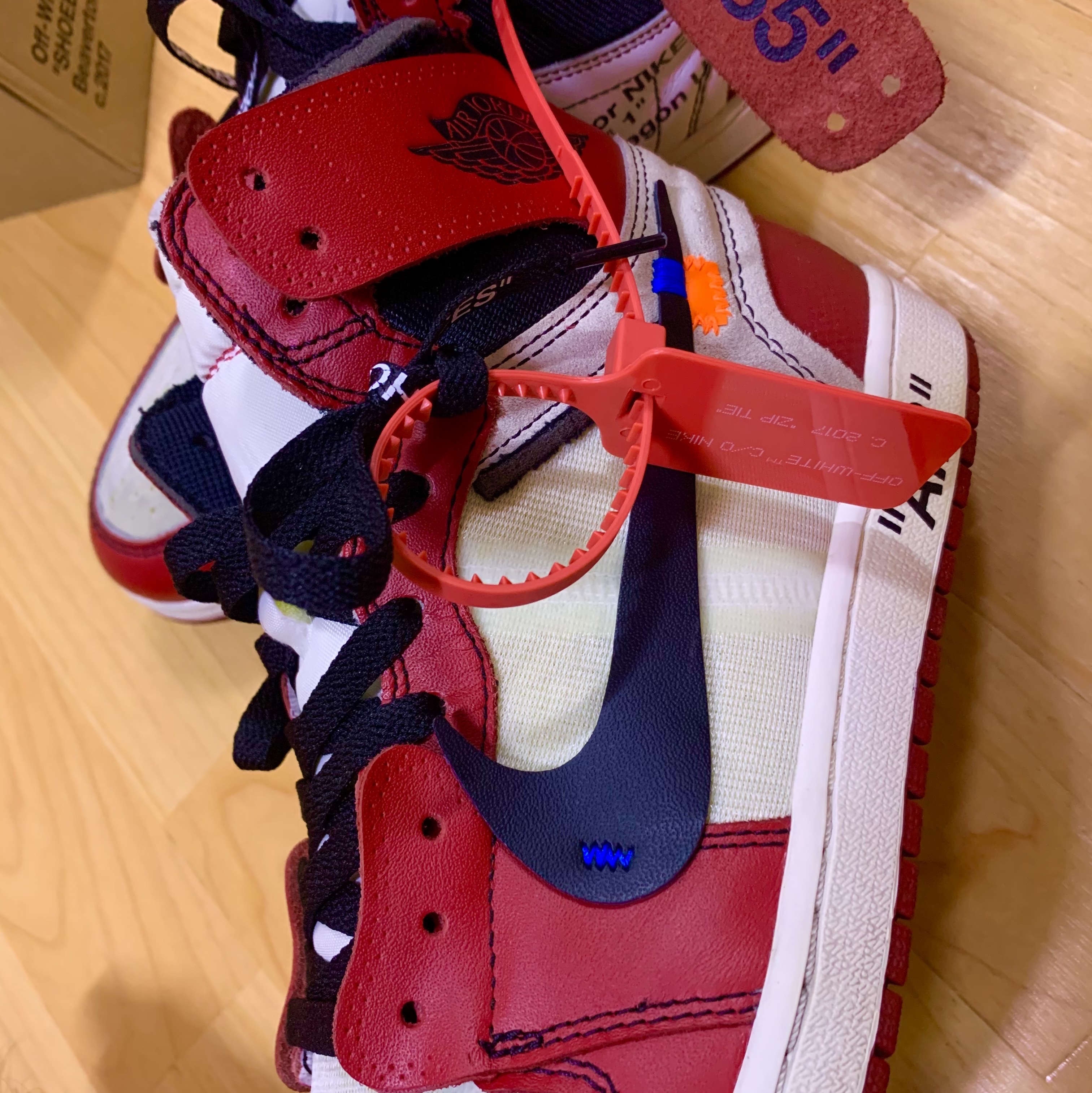 Jordan 1 x Off-White Retro High Chicago The Ten 착용 스타일