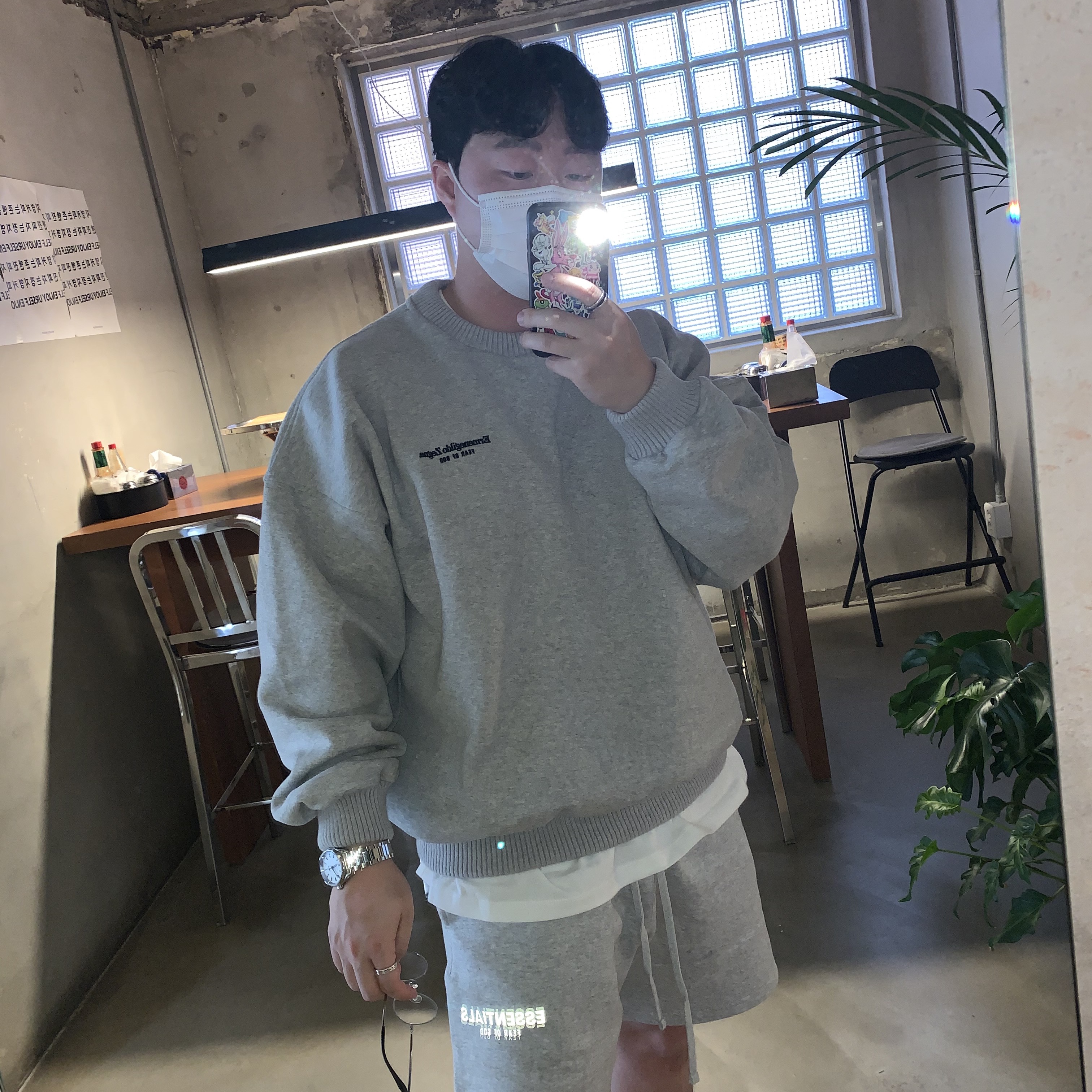 Essentials Fleece Shorts Heather Grey - 20FW 착용 스타일 - 2
