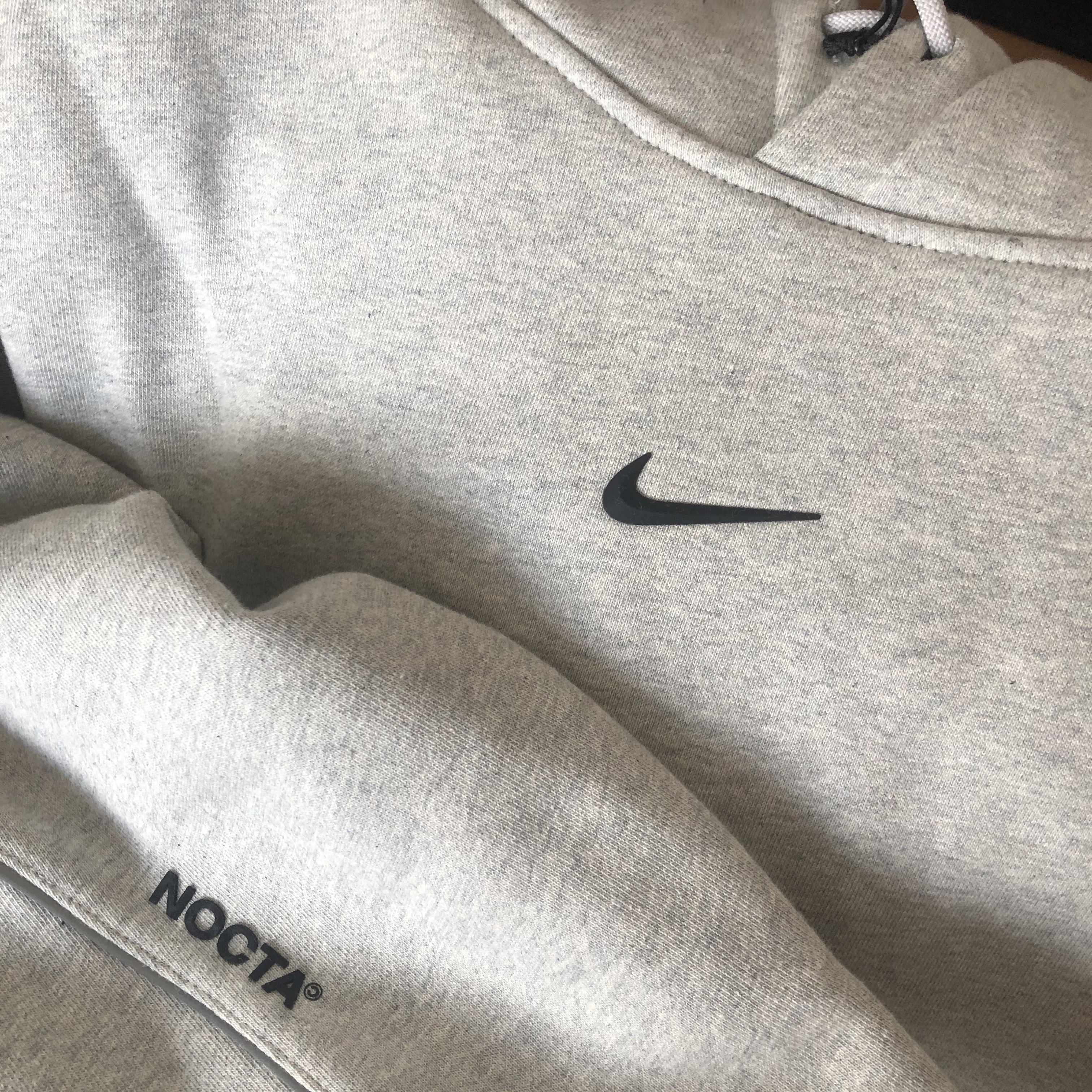 Nike x Drake Nocta Cardinal Stock Essential Hoodie Grey - Asia 착용 스타일 - 3