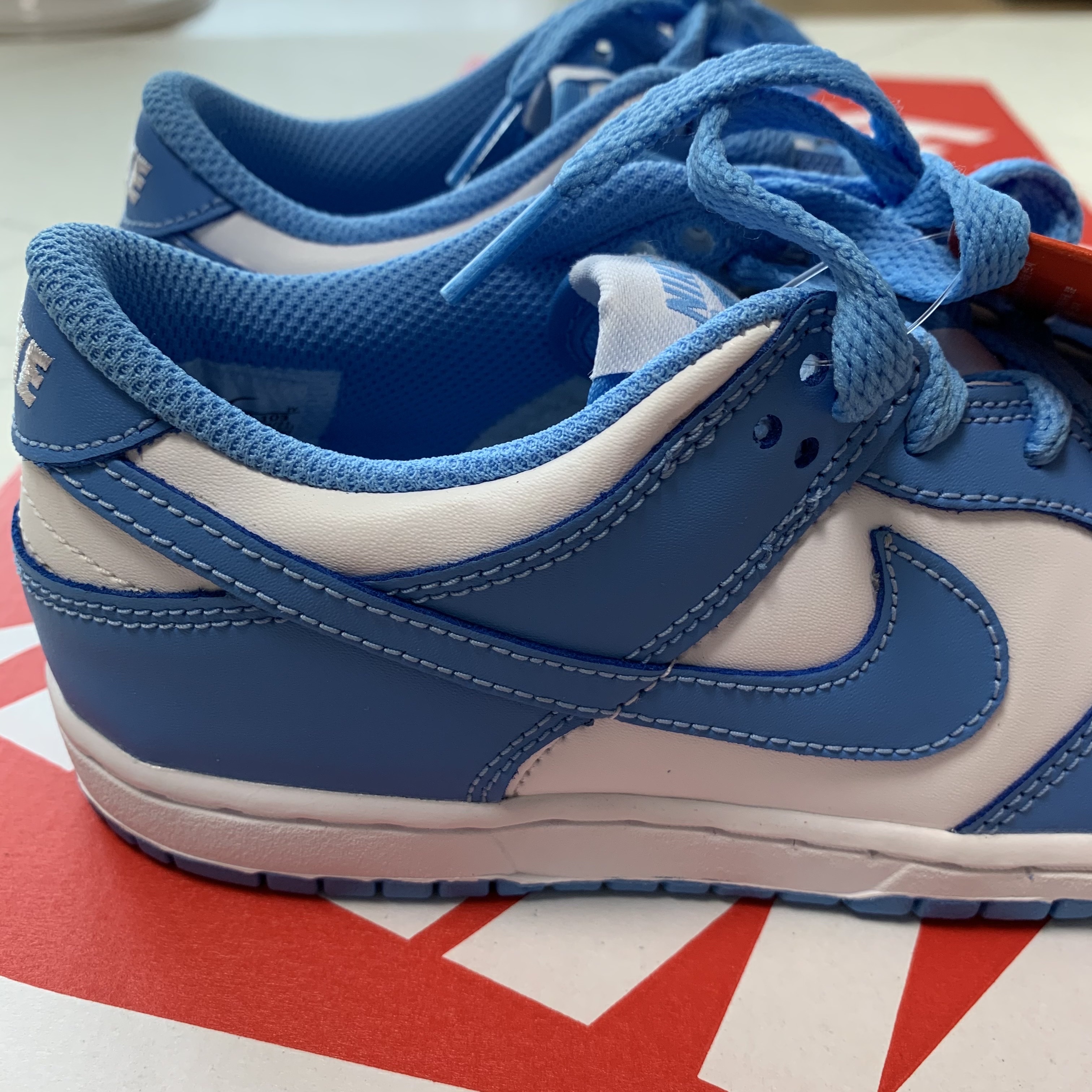 Nike Dunk Low Retro University Blue, (W) Nike Dunk Low Barely Green 착용 스타일 - 5