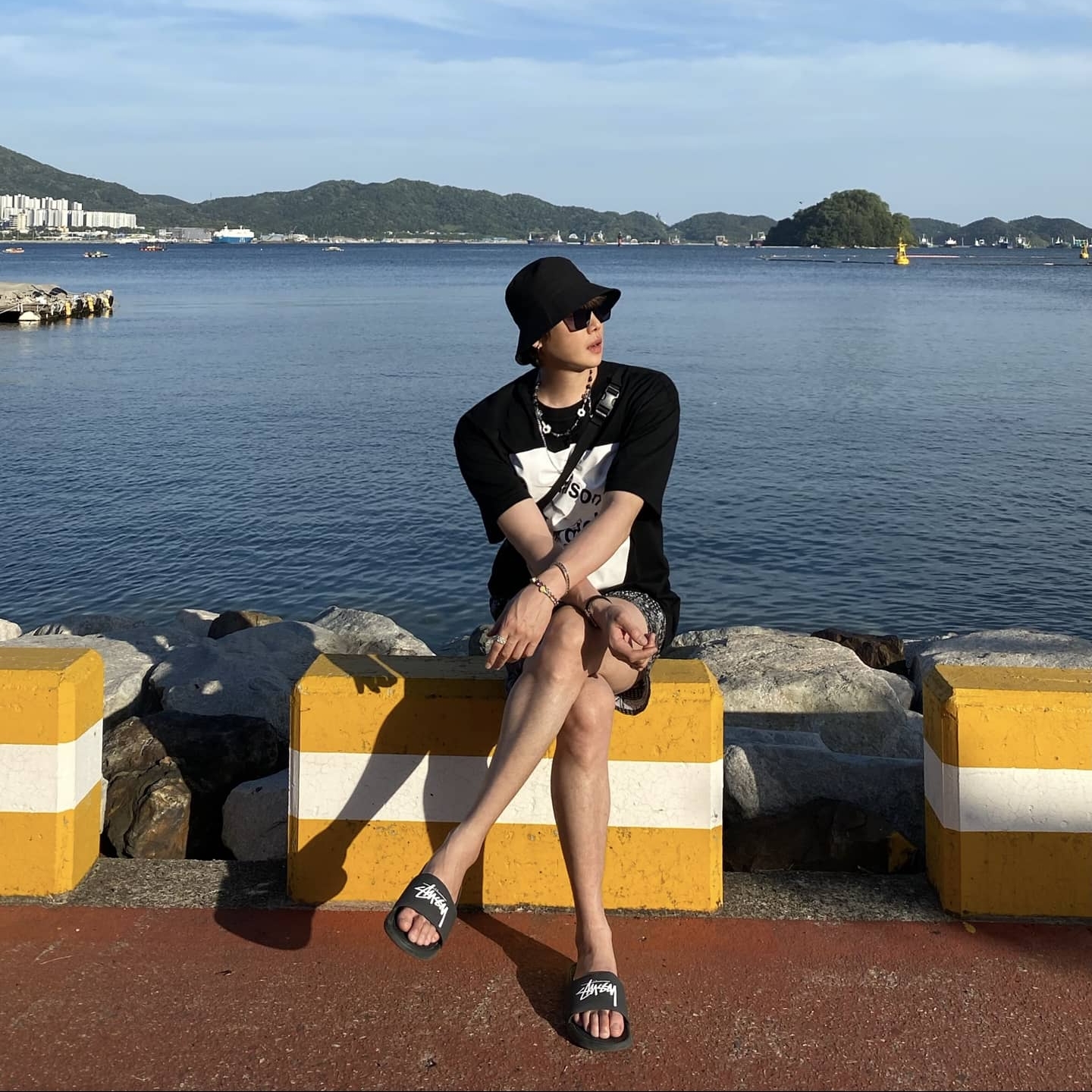 Nike x Stussy Benassi Slide Off Noir 착용 스타일