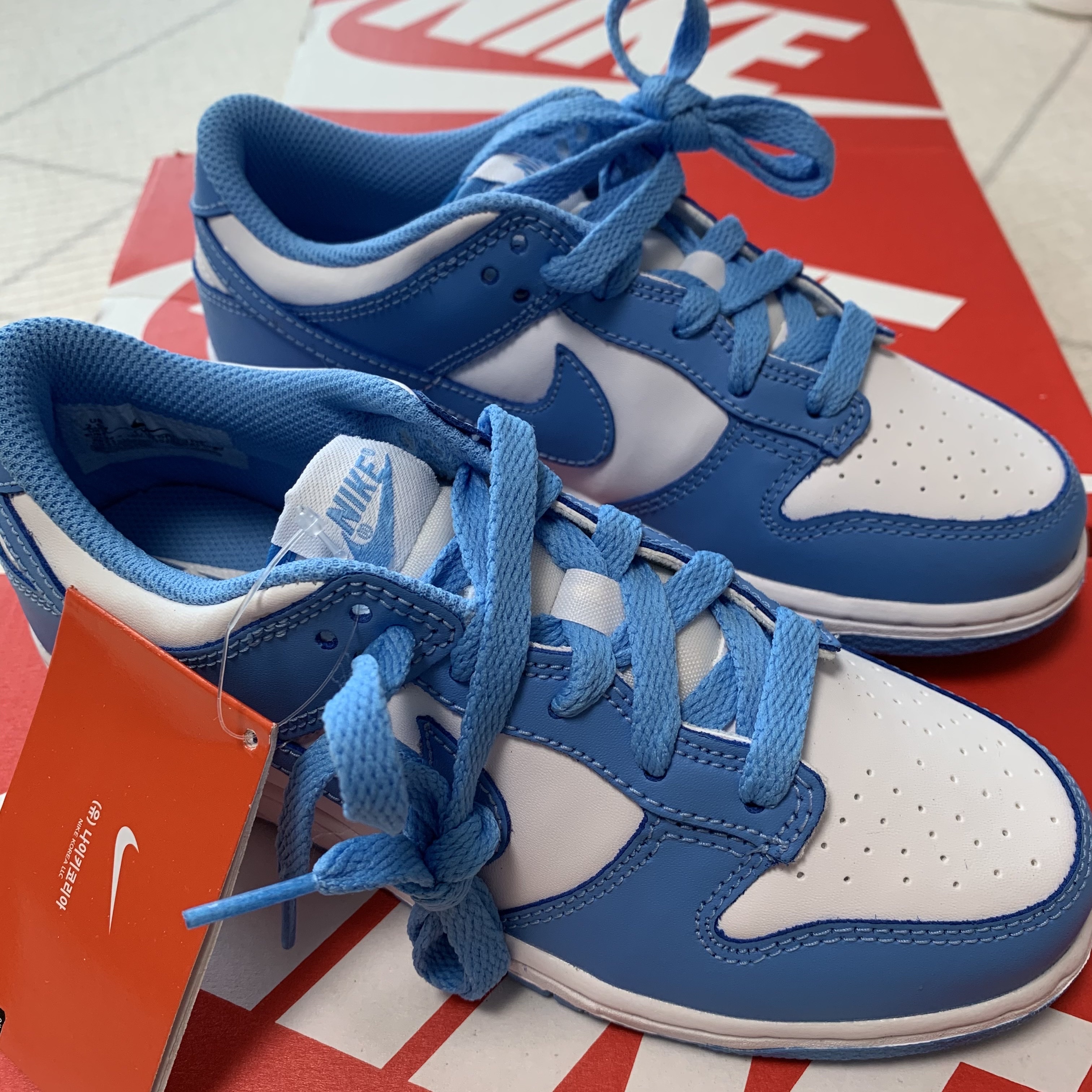 Nike Dunk Low Retro University Blue, (W) Nike Dunk Low Barely Green 착용 스타일 - 2