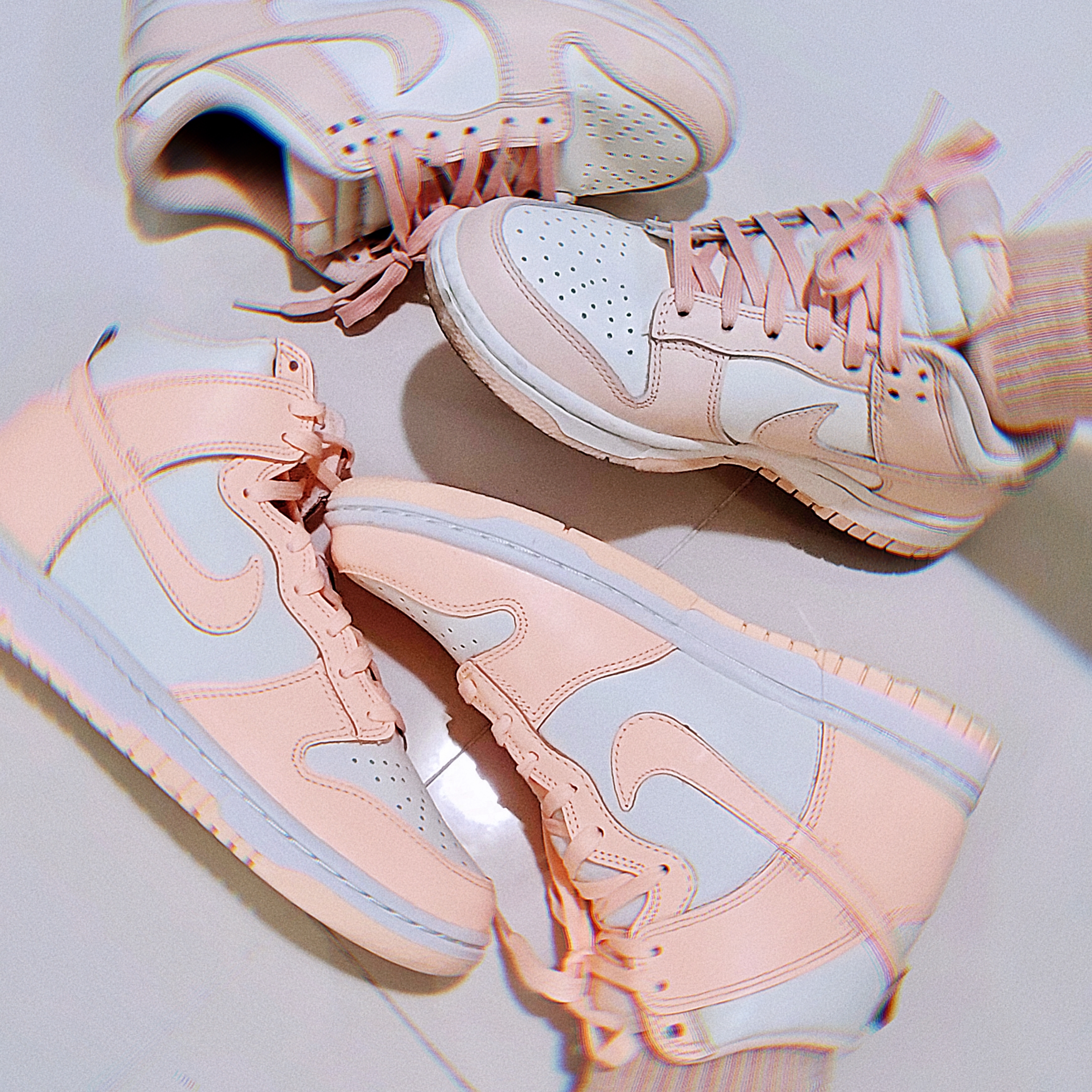 (W) Nike Dunk High Crimson Tint, (W) Nike Dunk Low Orange Pearl 착용 스타일