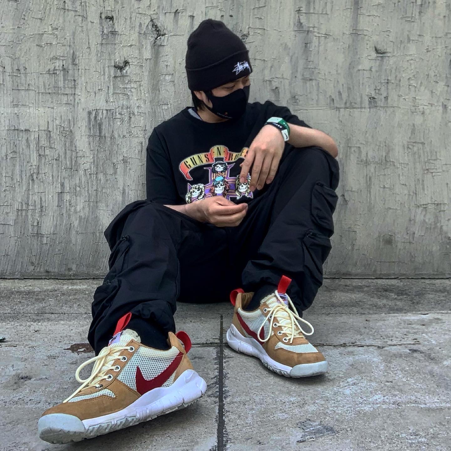 Nike x Tom Sachs Mars Yard Overshoe 3.0, Nike x Stussy Cuff Beanie Black 착용 스타일 - 1