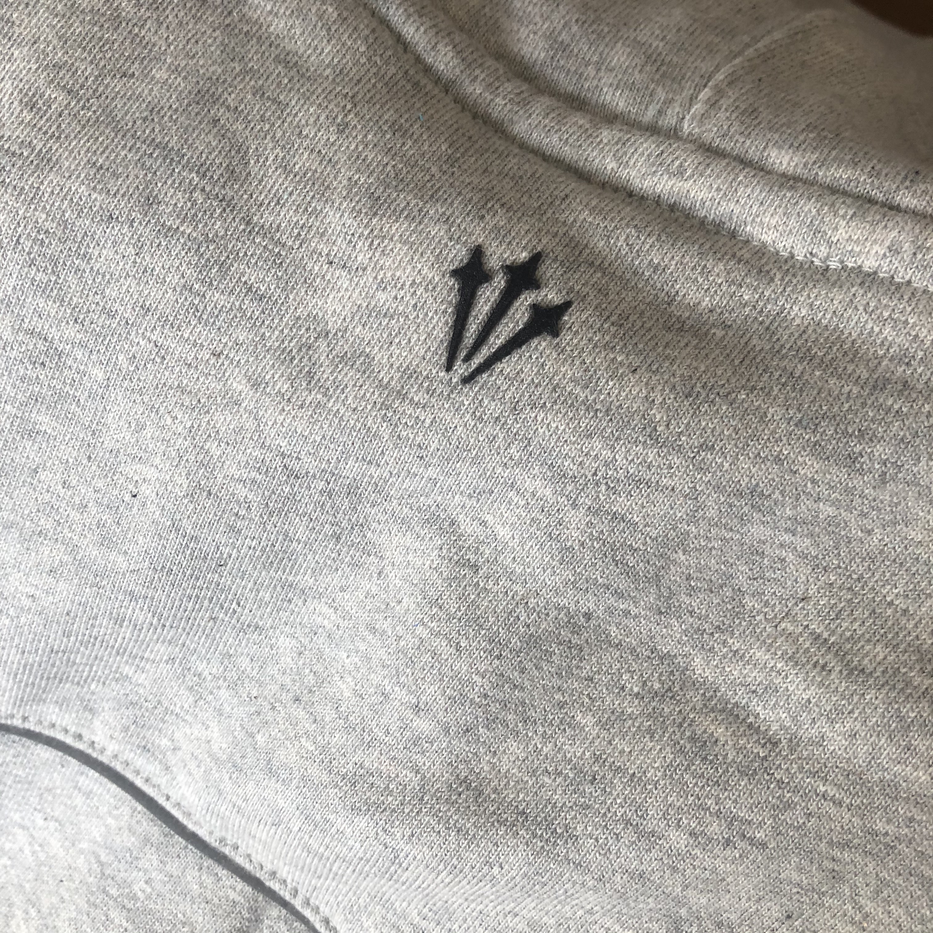 Nike x Drake Nocta Cardinal Stock Essential Hoodie Grey - Asia 착용 스타일 - 2