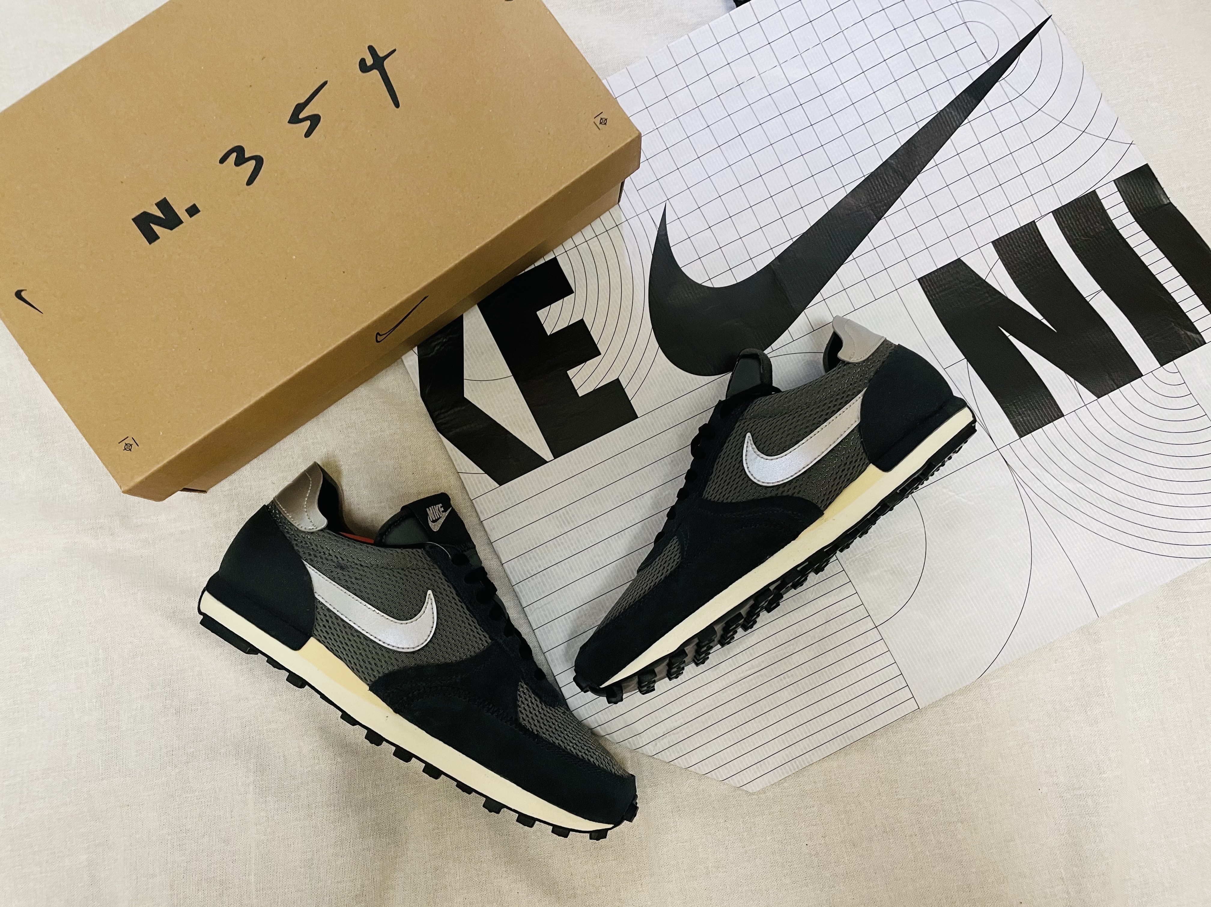 Nike Daybreak Type Off Noir 착용 스타일 - 2