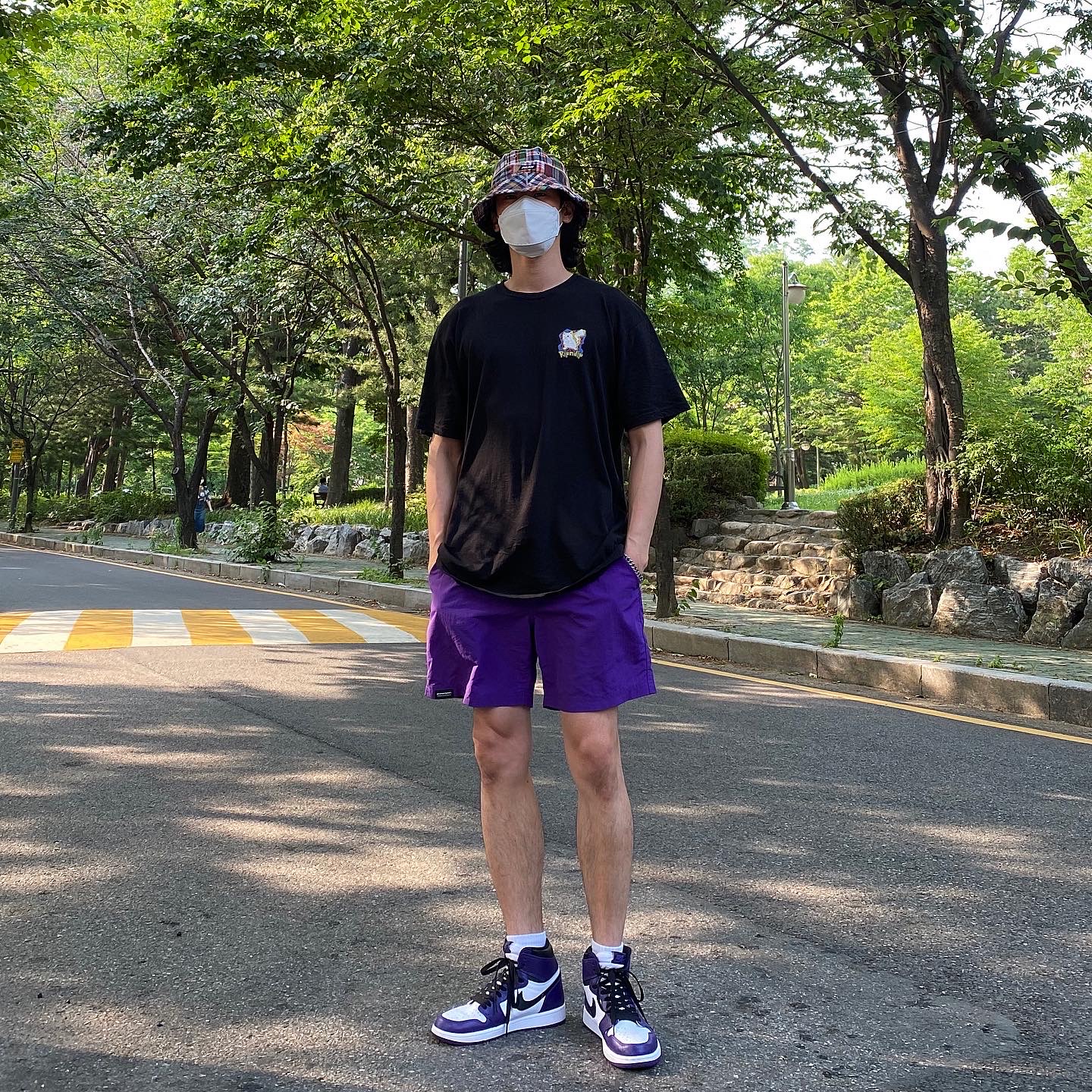 Jordan 1 Retro High OG Court Purple 2020, Palace Mad Rass Bucket Madras - 20SS 착용 스타일 - 1