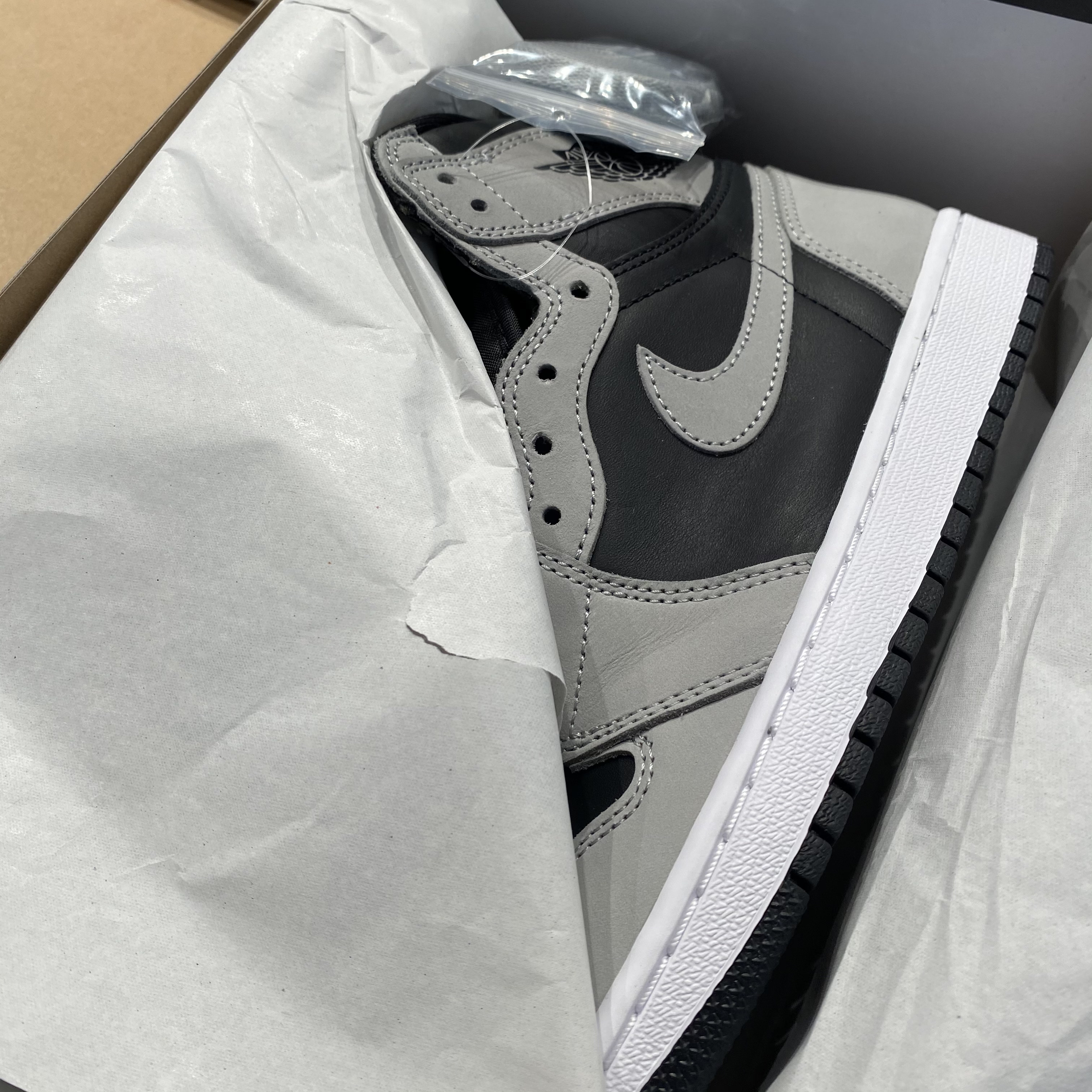 Jordan 1 Retro High OG Shadow 2.0 착용 스타일