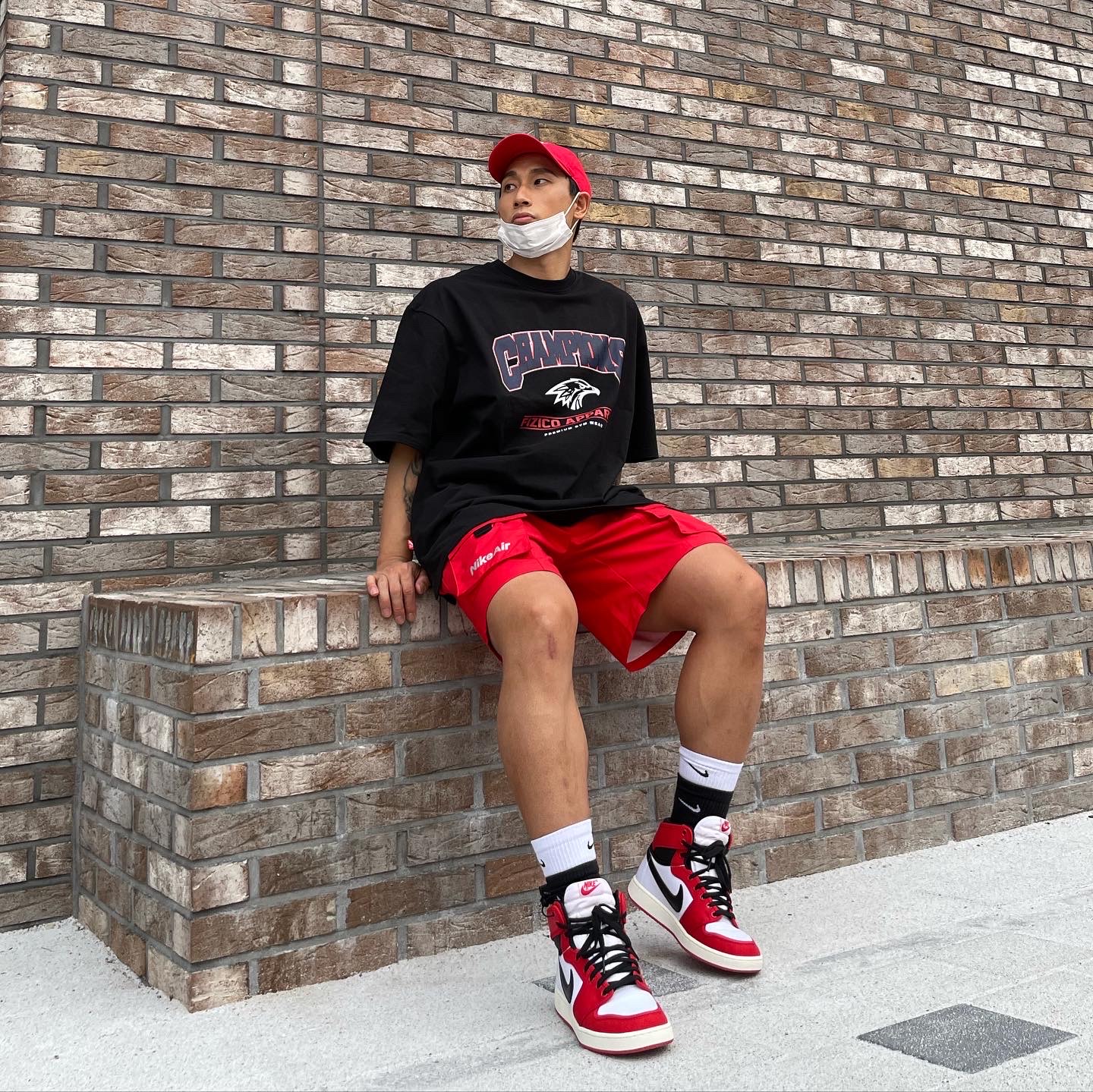 Jordan 1 KO Chicago 2021 착용 스타일 - 1