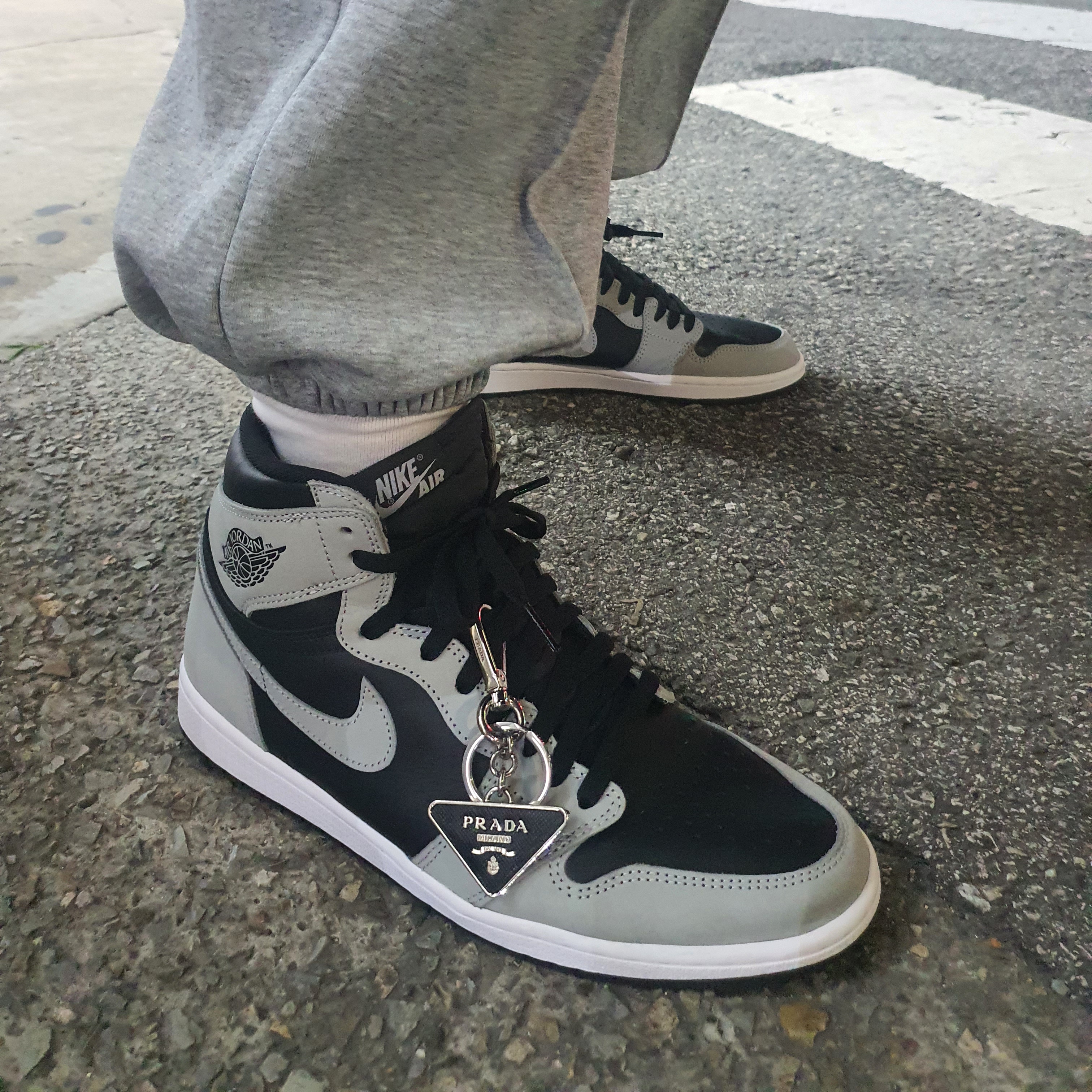 Jordan 1 Retro High OG Shadow 2.0 착용 스타일 - 1