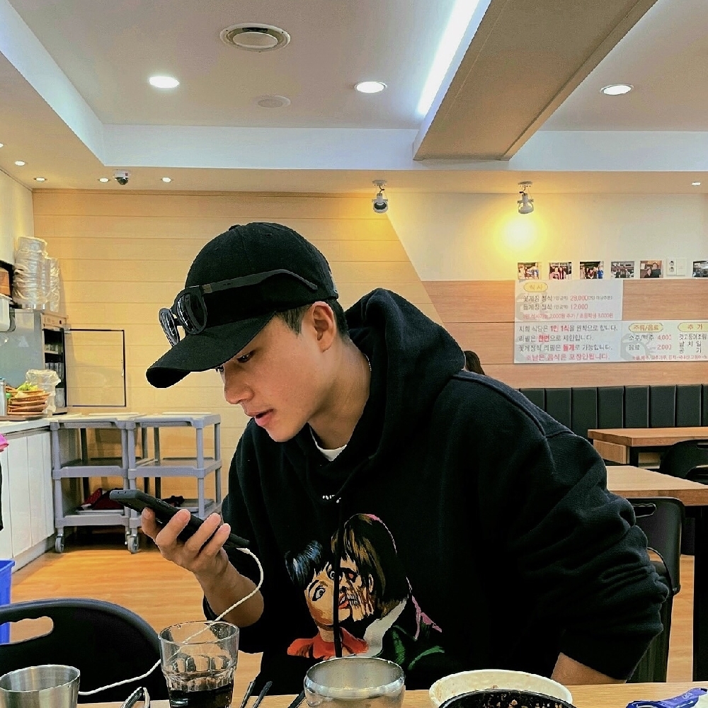 KREAM 프로필 이미지
