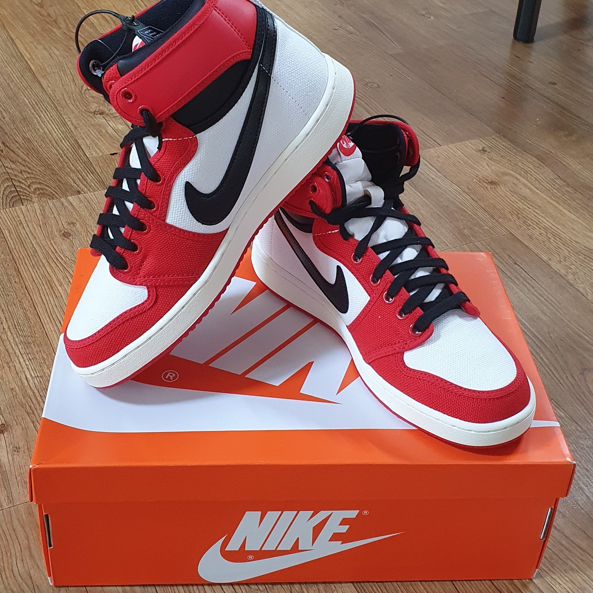 Jordan 1 KO Chicago 2021 착용 스타일 - 1