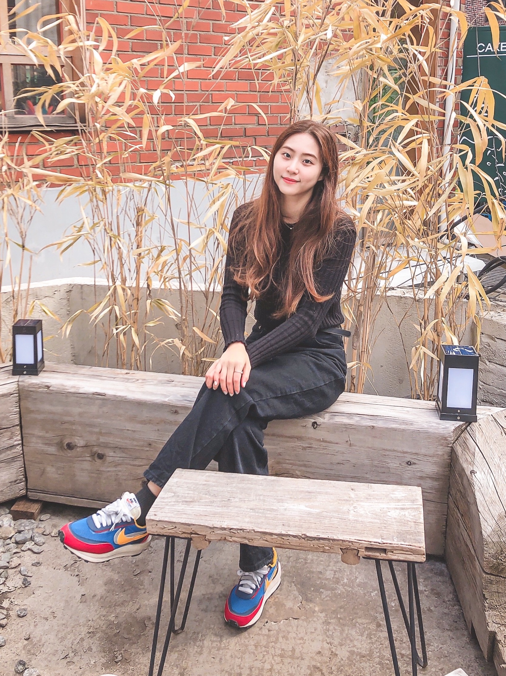 Nike x Sacai LDWaffle Blue Multi 착용 스타일