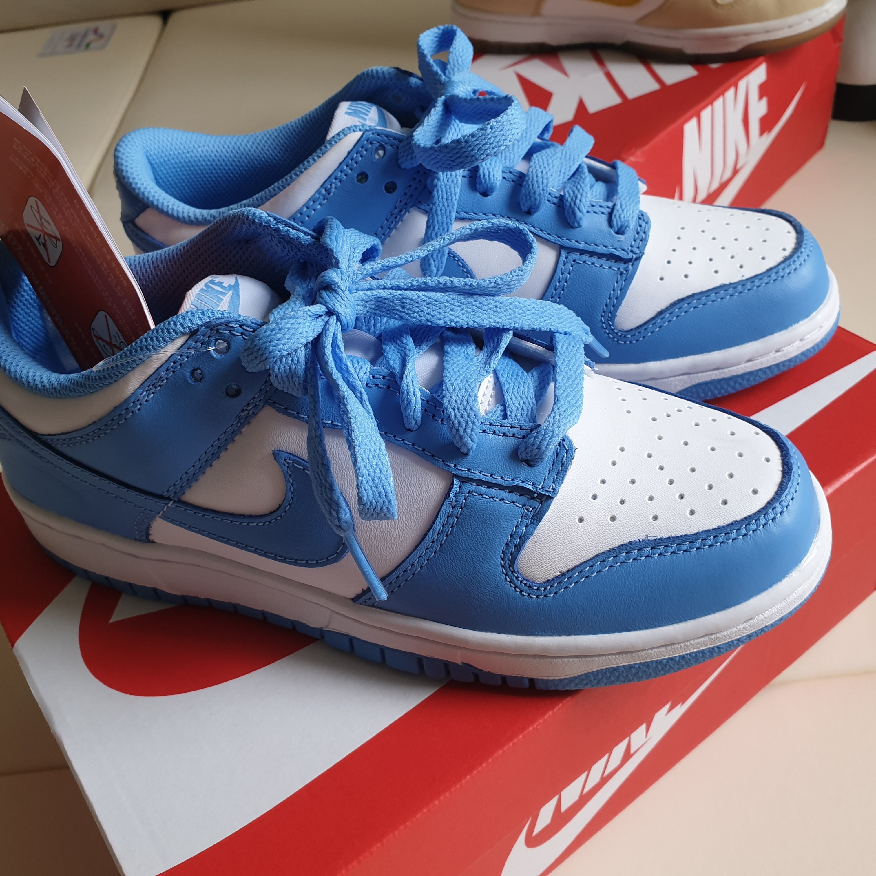 (GS) Nike Dunk Low University Blue, (W) Nike Dunk Low Lemon Drop 착용 스타일 - 3