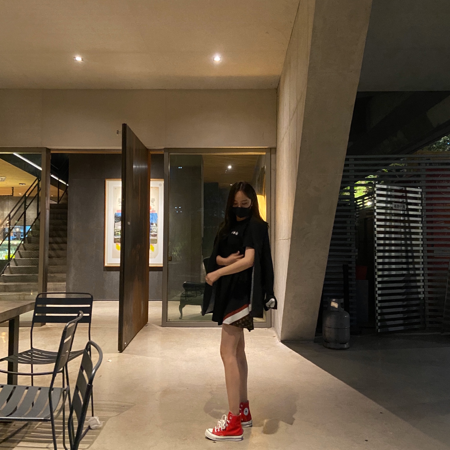 Converse Chuck 70 Hi Black 착용 스타일 - 1