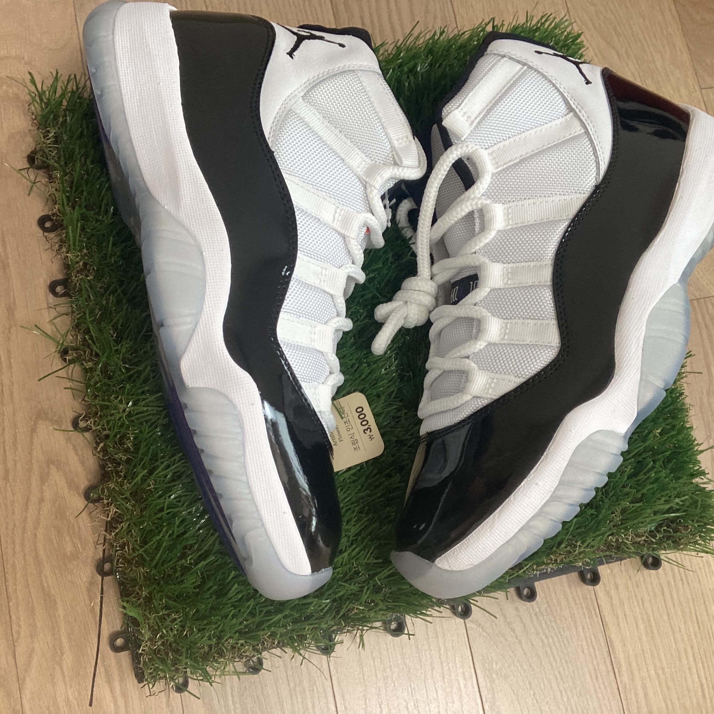 Jordan 11 Retro Concord 2018 착용 스타일