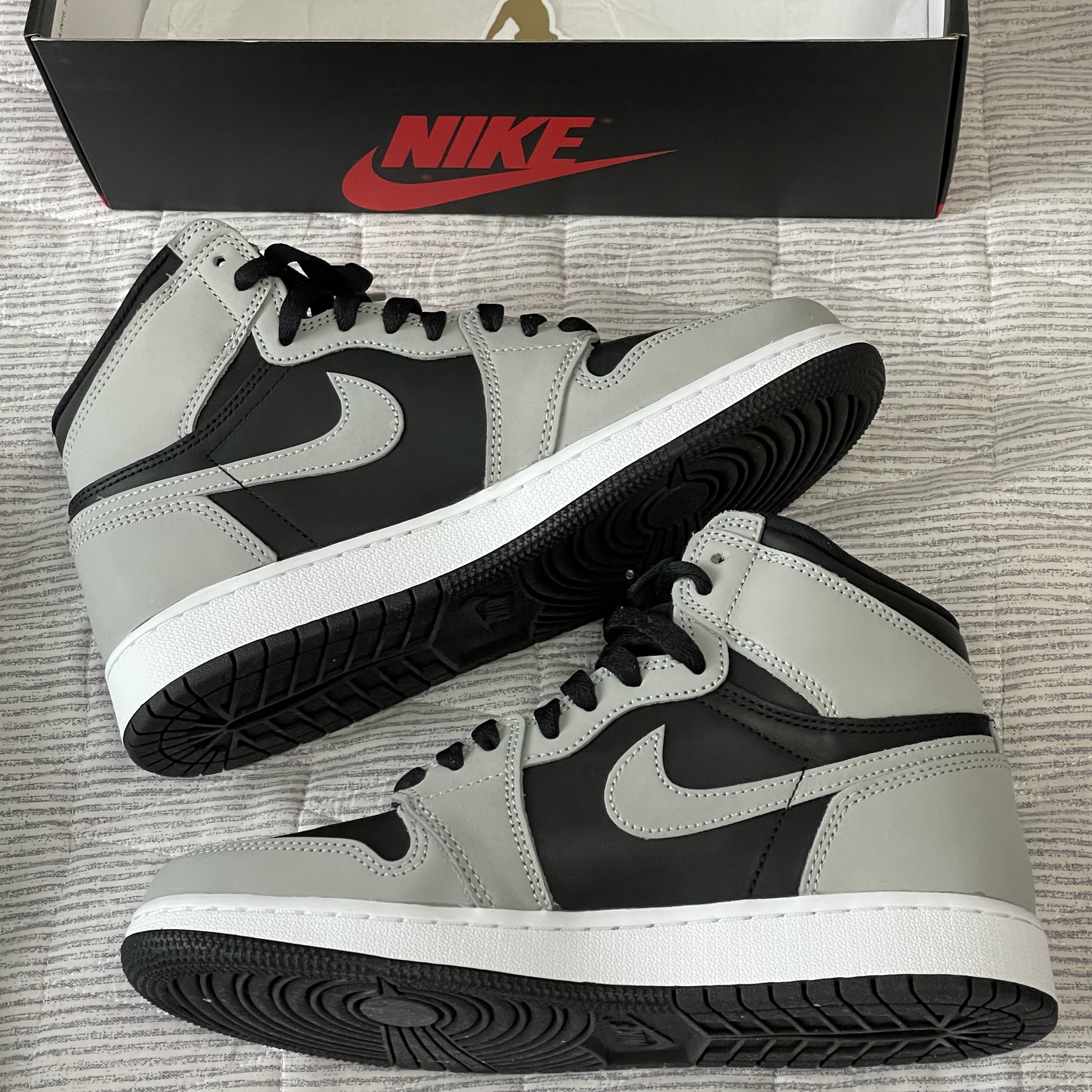 Jordan 1 Retro High OG Shadow 2.0 착용 스타일 - 2