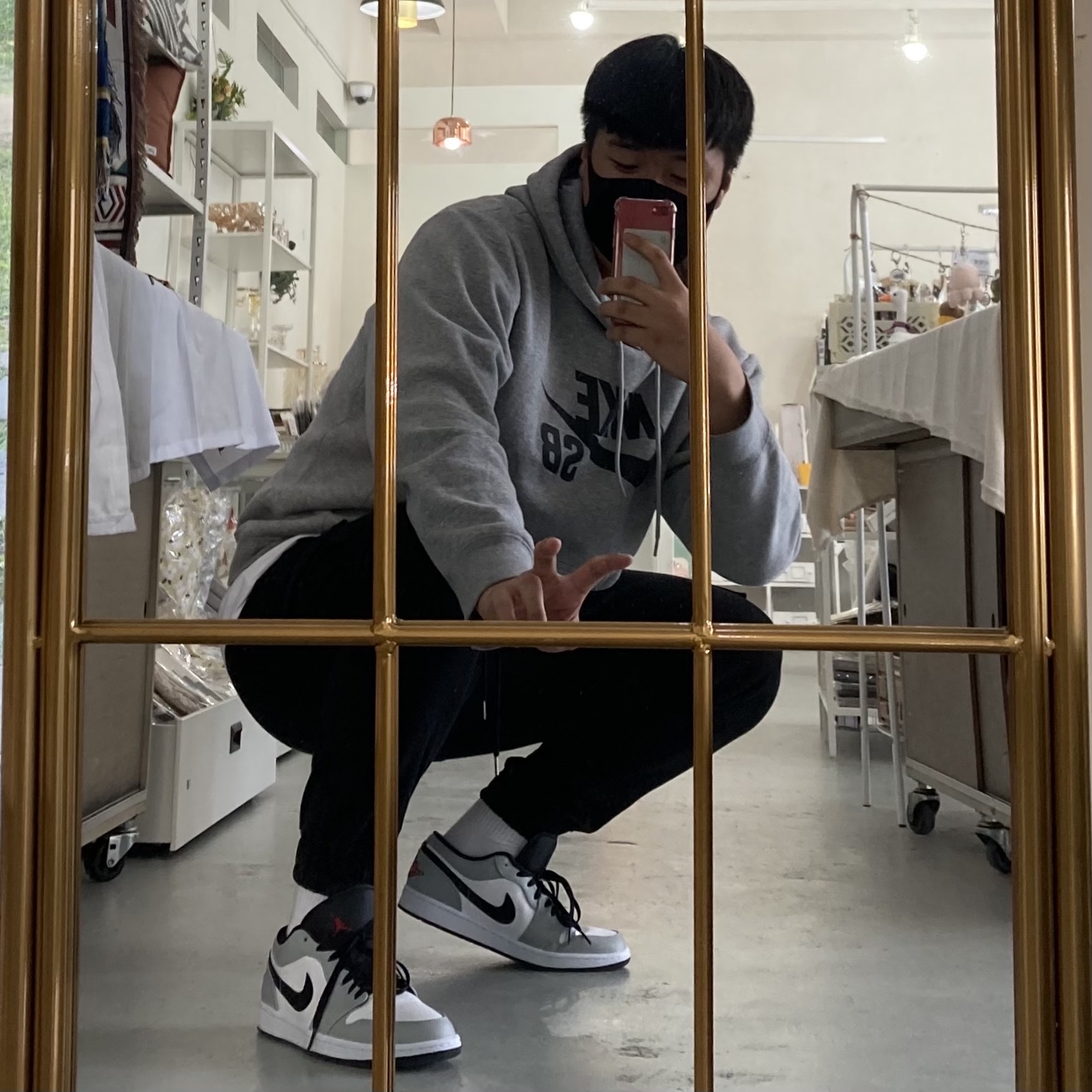 Jordan 1 Low Light Smoke Grey 착용 스타일 - 1