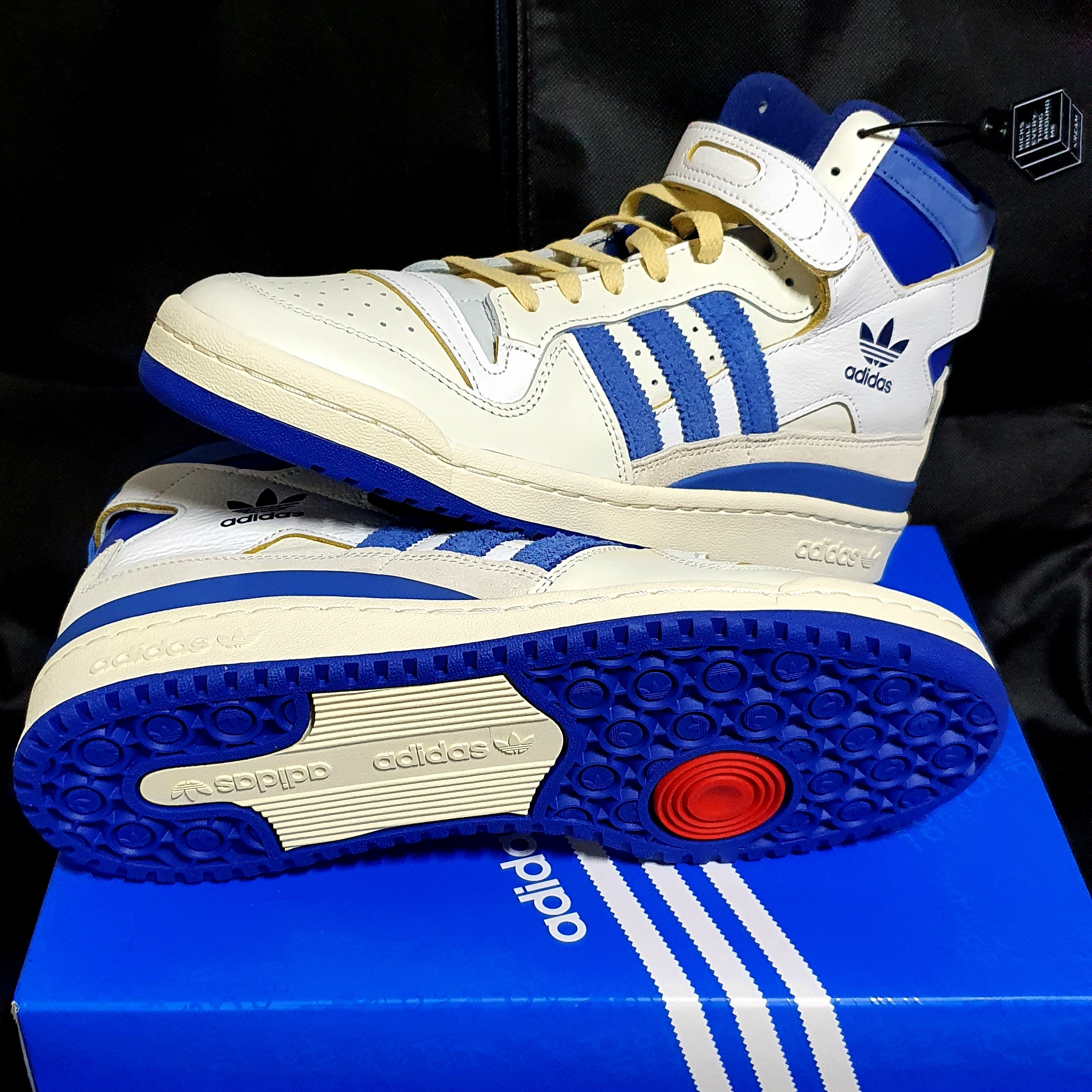 Adidas OG Forum 84 High Blue Thread 착용 스타일 - 2