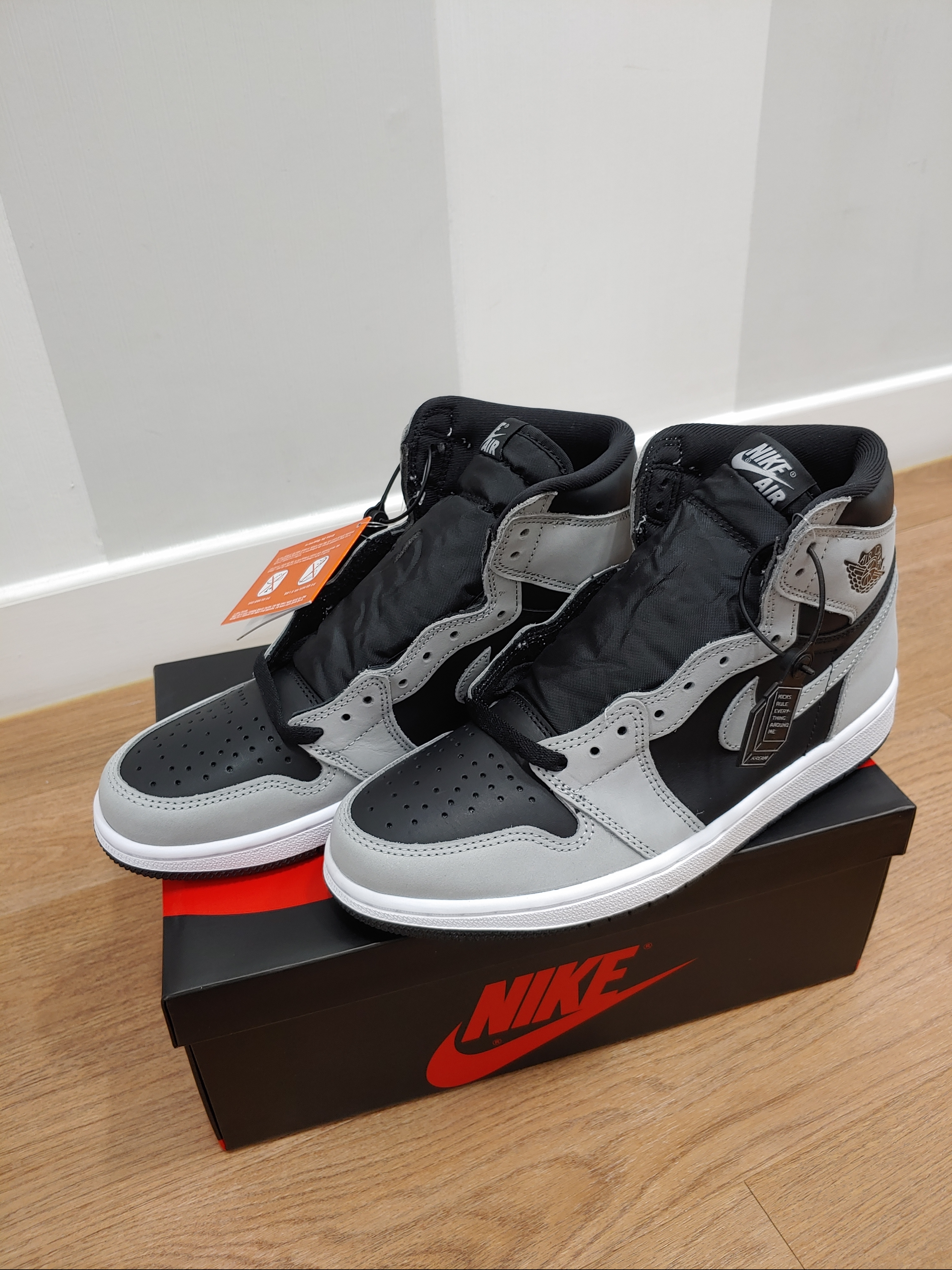 Jordan 1 Retro High OG Shadow 2.0 착용 스타일 - 1