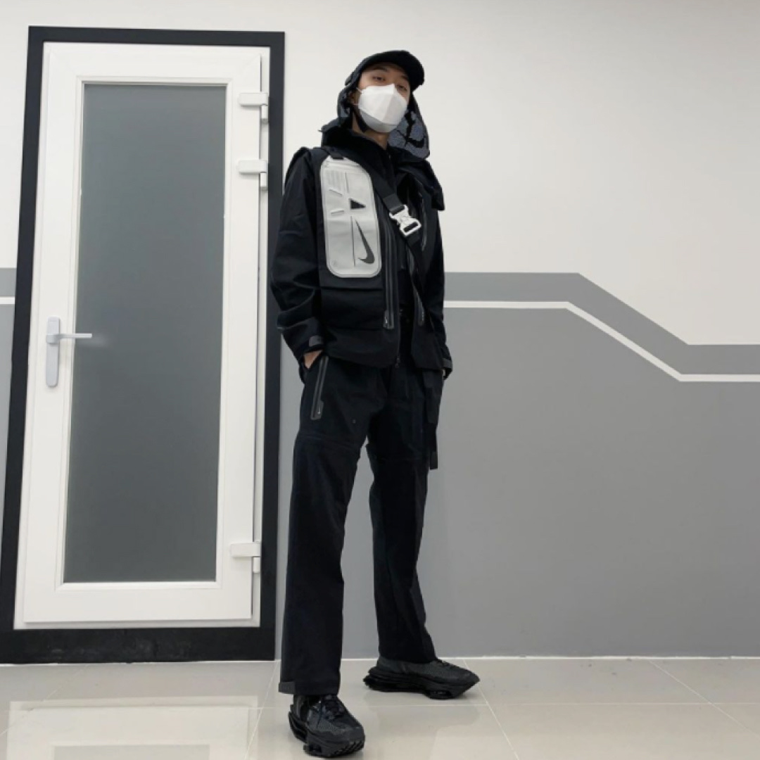 Nike x Matthew M Williams Zoom 004 Triple Black, Nike x Matthew M Williams NRG AW84 Cap Black 착용 스타일 - 2