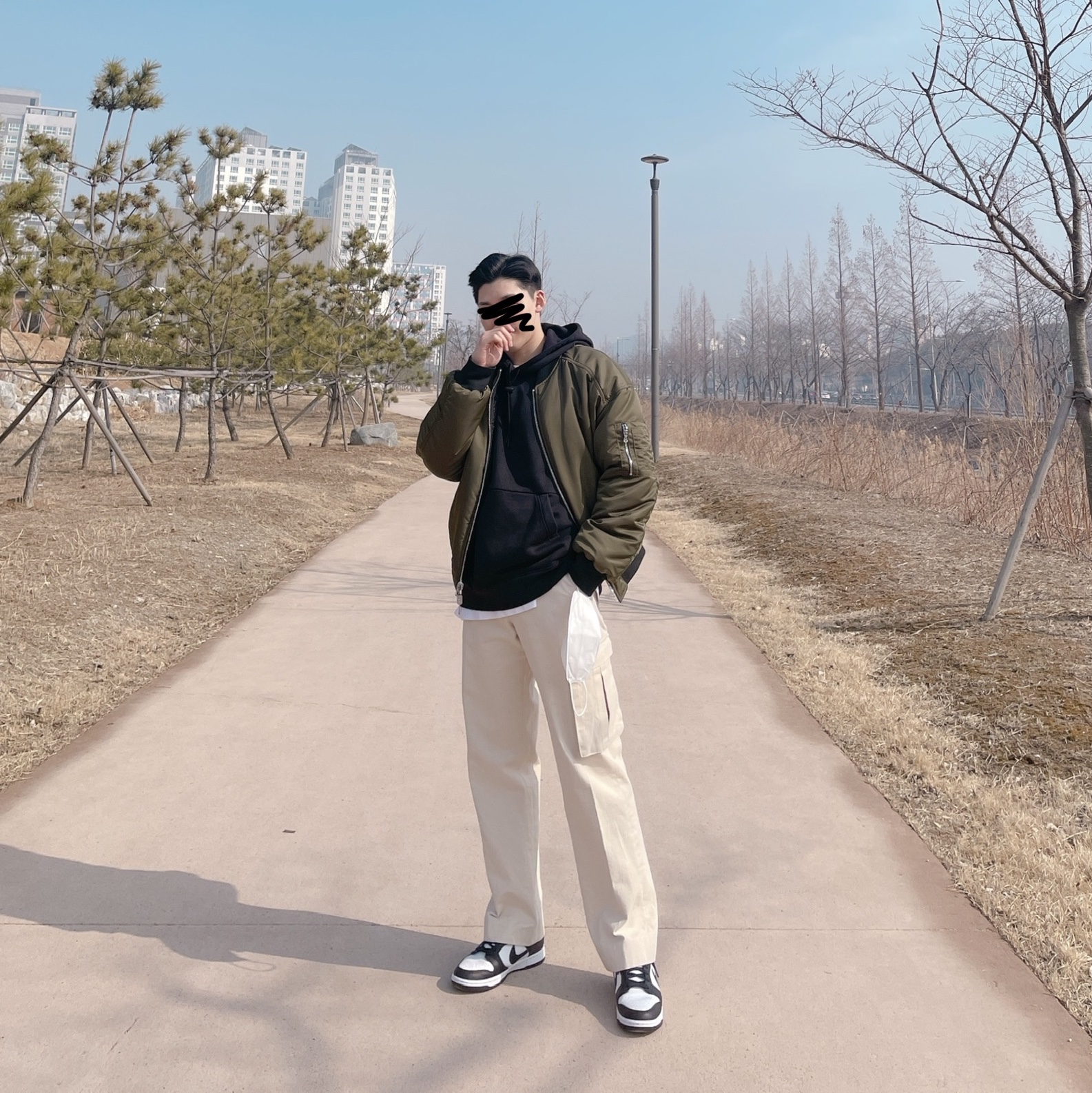 Nike Dunk Low Retro Black 착용 스타일 - 1
